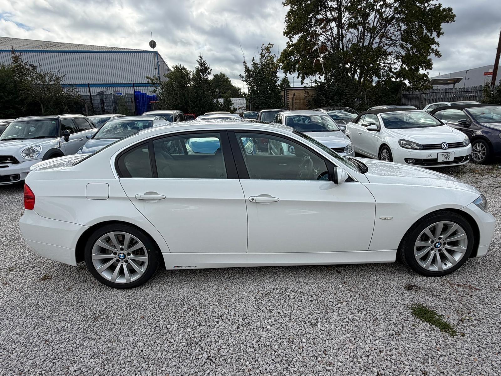 BMW 3 Series - Image 5
