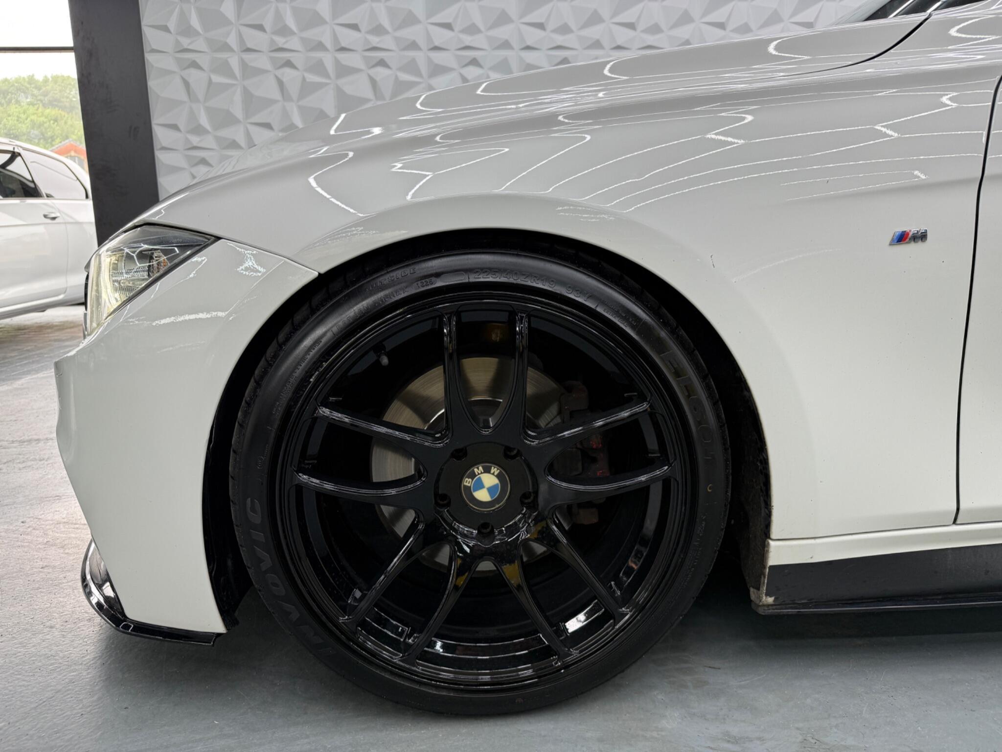 BMW 3 Series - Image 7