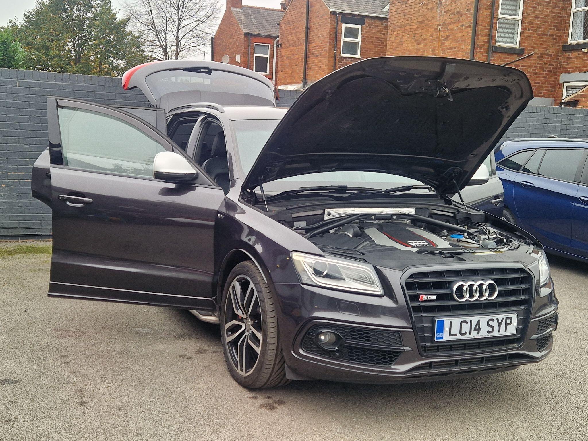 Audi SQ5 - Image 11