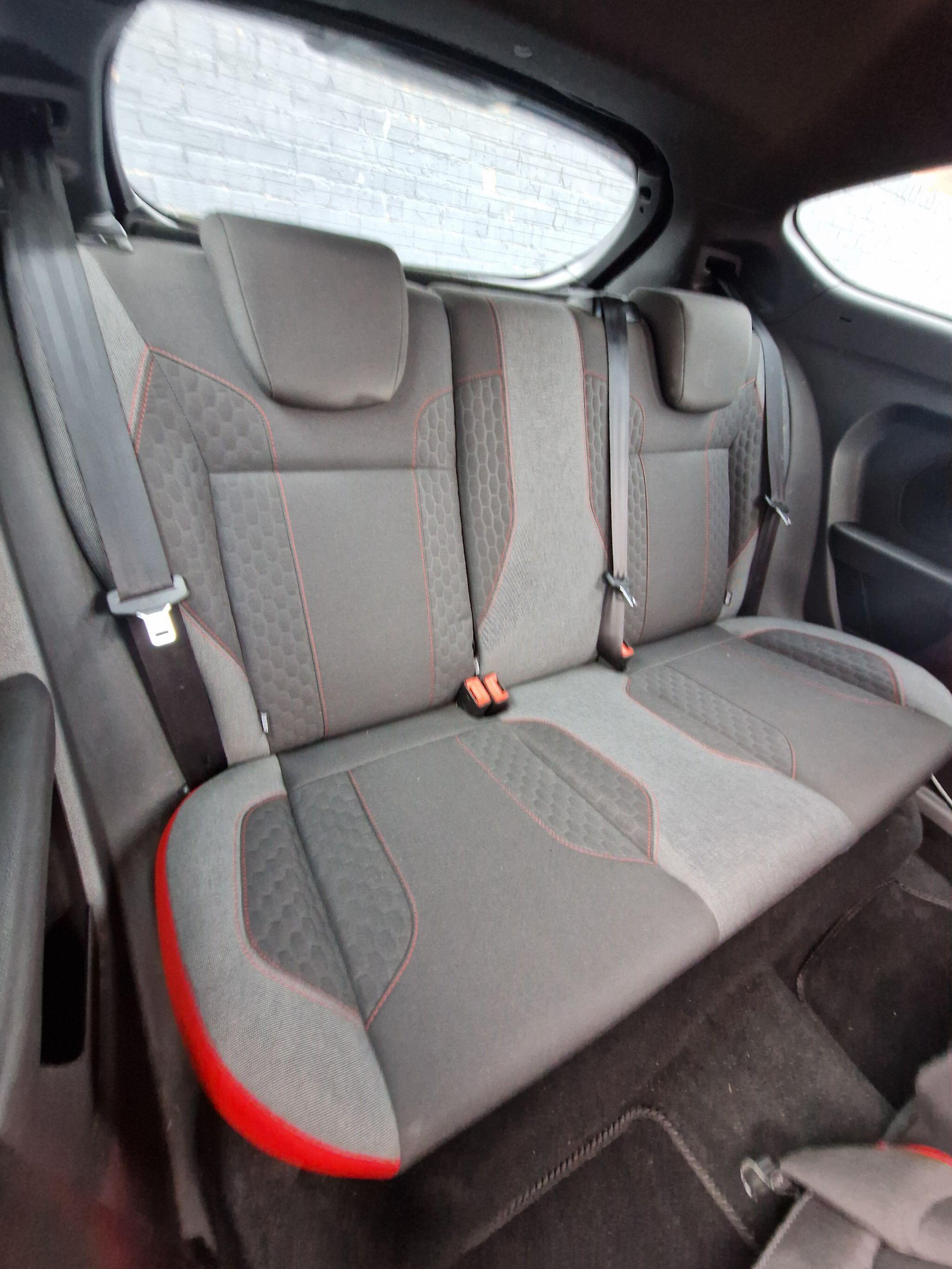 Ford Fiesta - Image 37