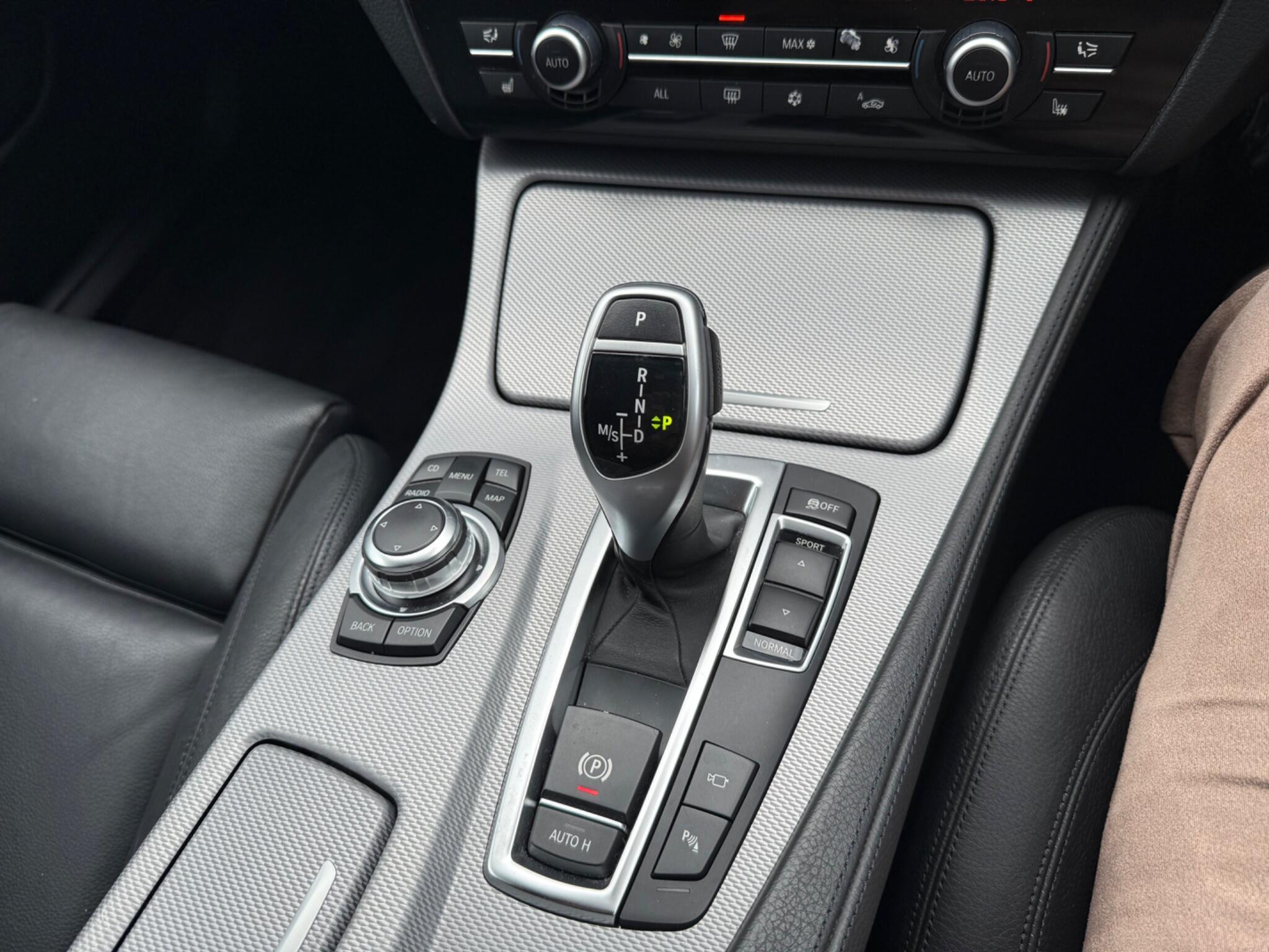 BMW 5 Series - Image 28