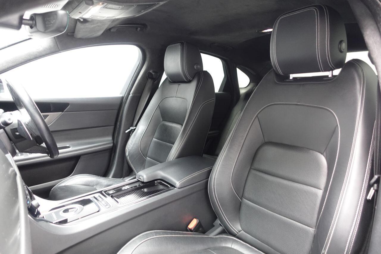 Jaguar XF - Image 12