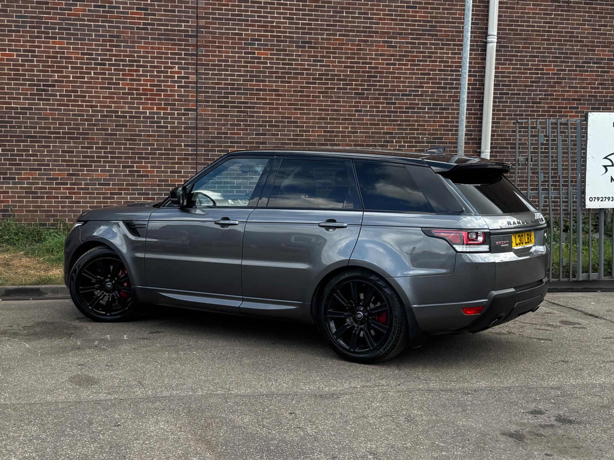 Land Rover RANGE ROVER SPORT - Image 14