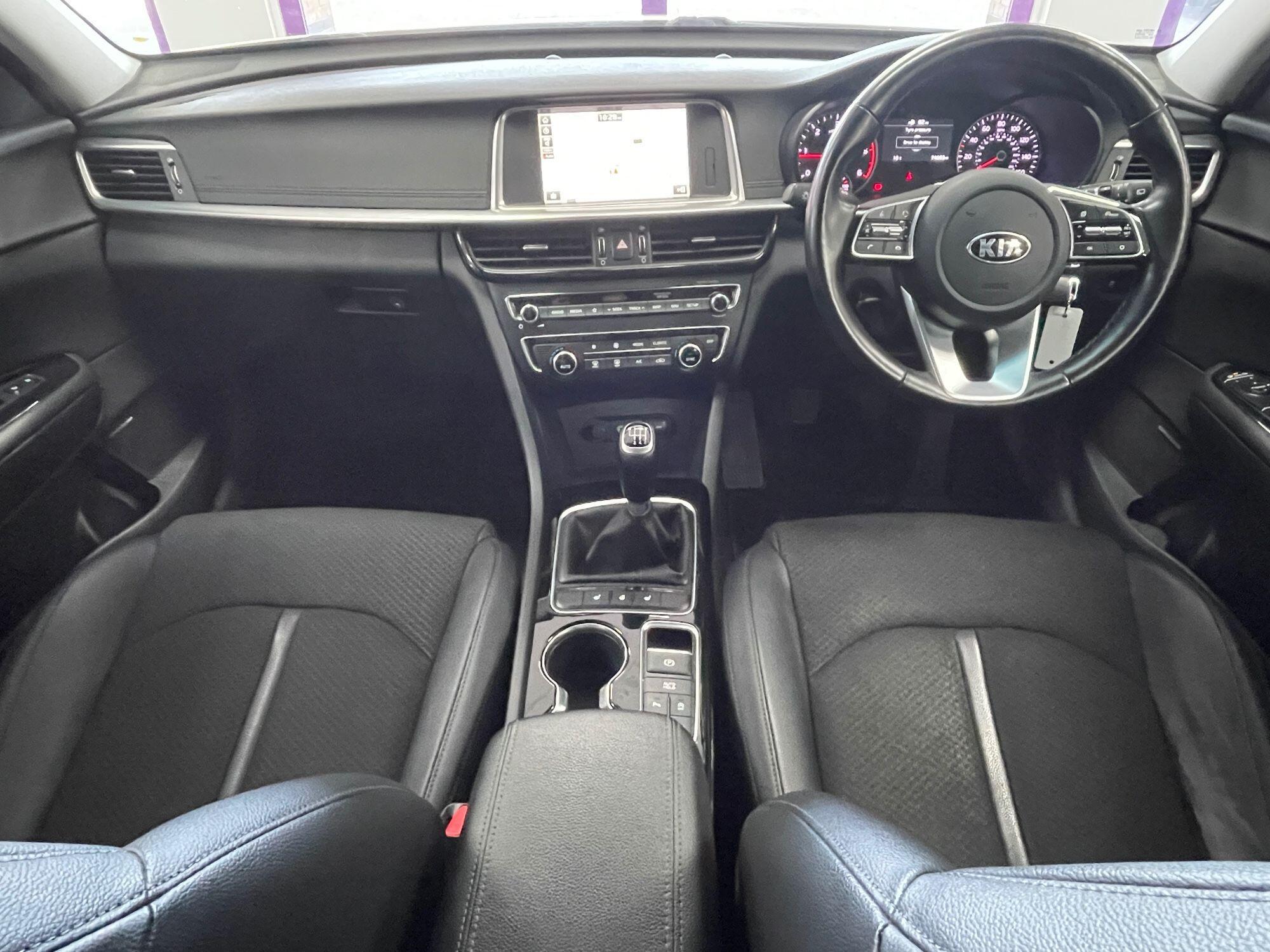 Kia Optima - Image 2
