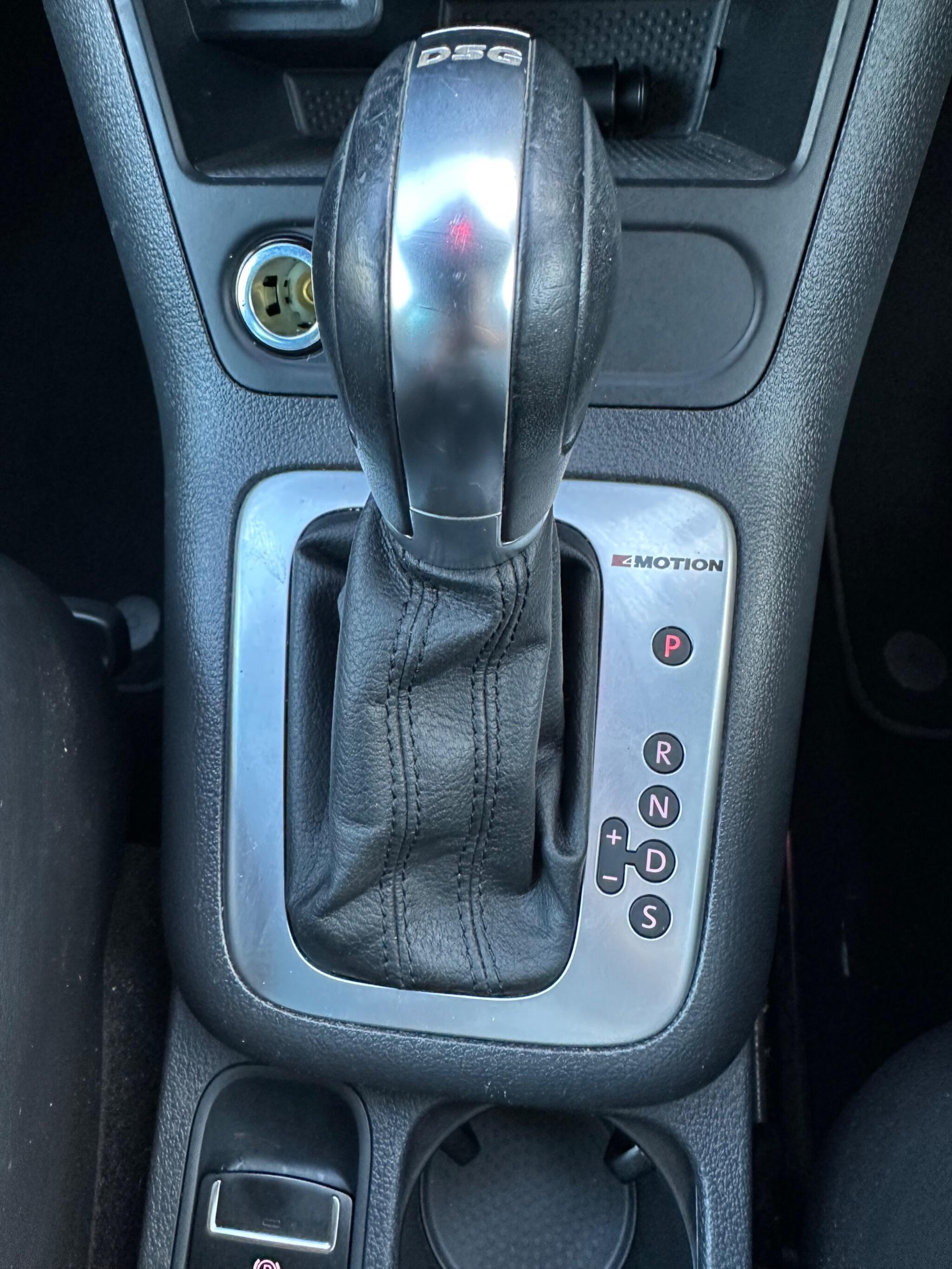 Volkswagen Tiguan - Image 15