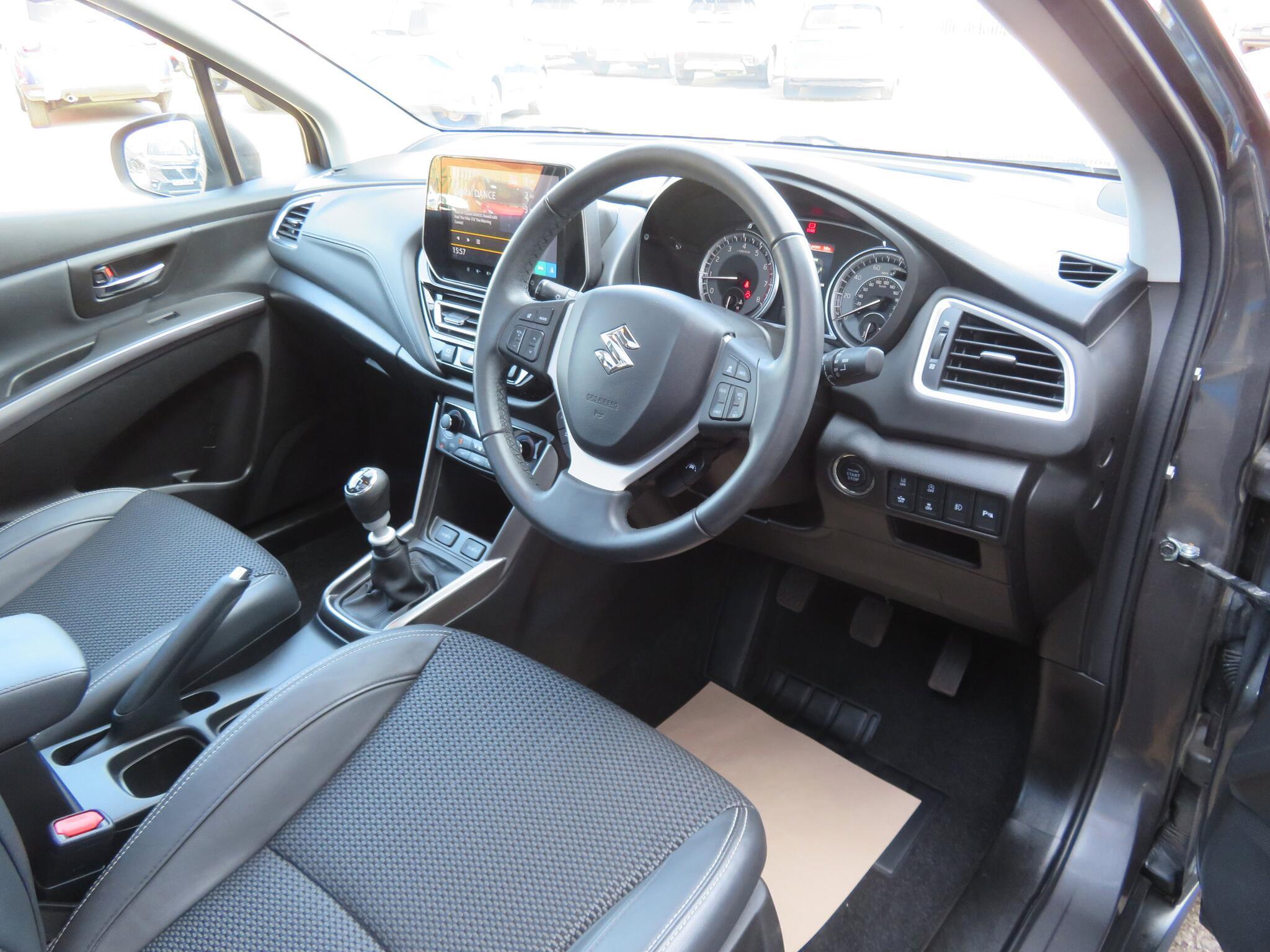 Suzuki S-Cross - Image 16