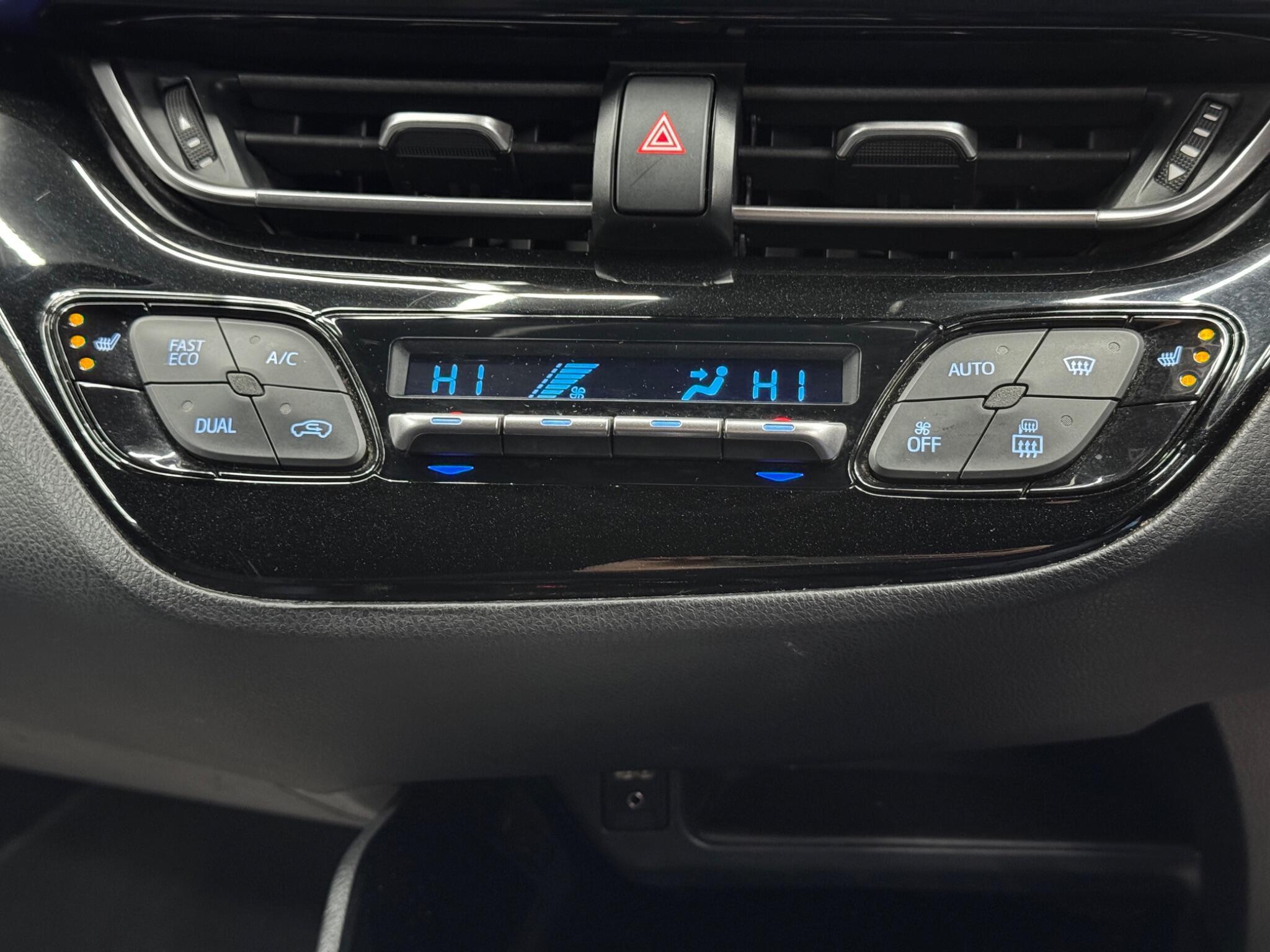 Toyota C-Hr - Image 28