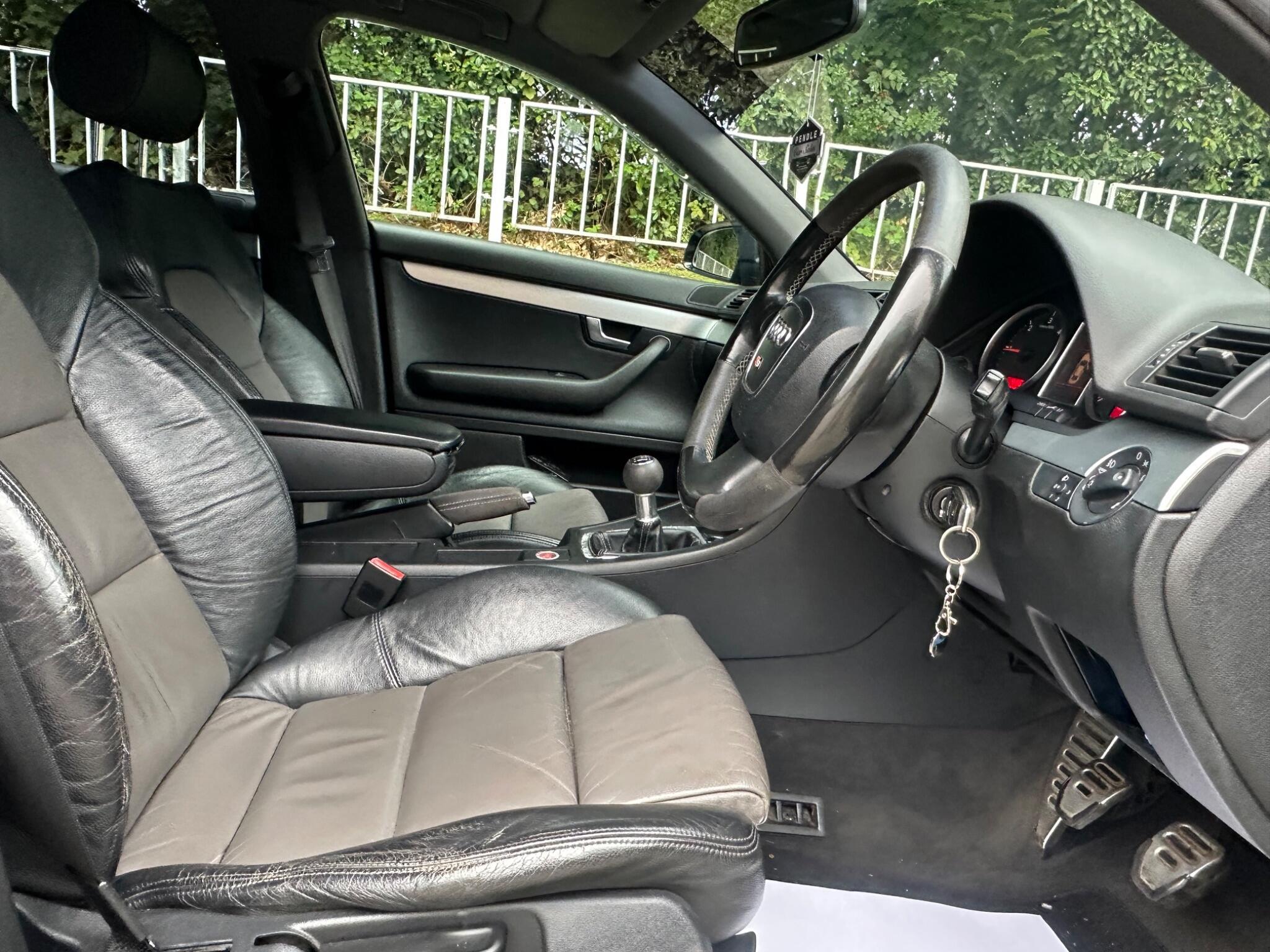 Audi A4 - Image 13