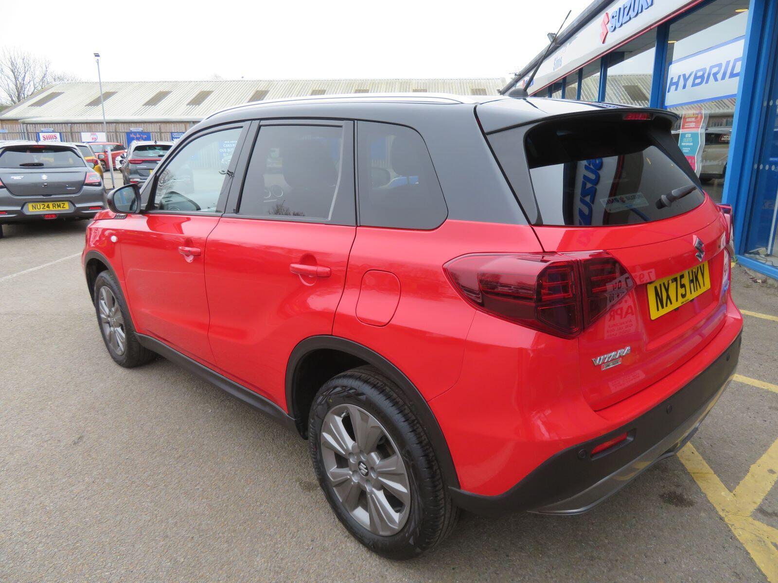 Suzuki Vitara - Image 9