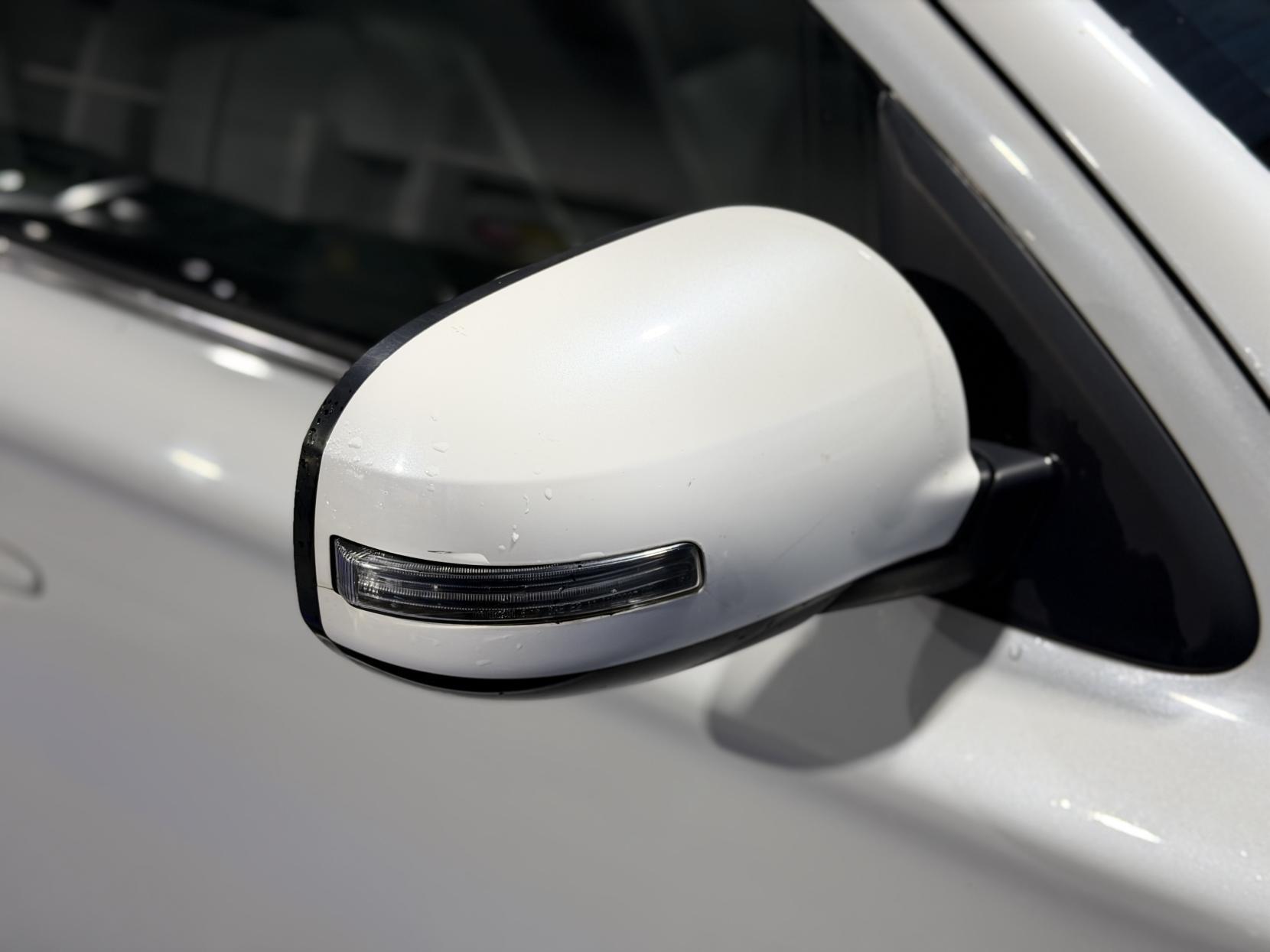 Mitsubishi Outlander - Image 14