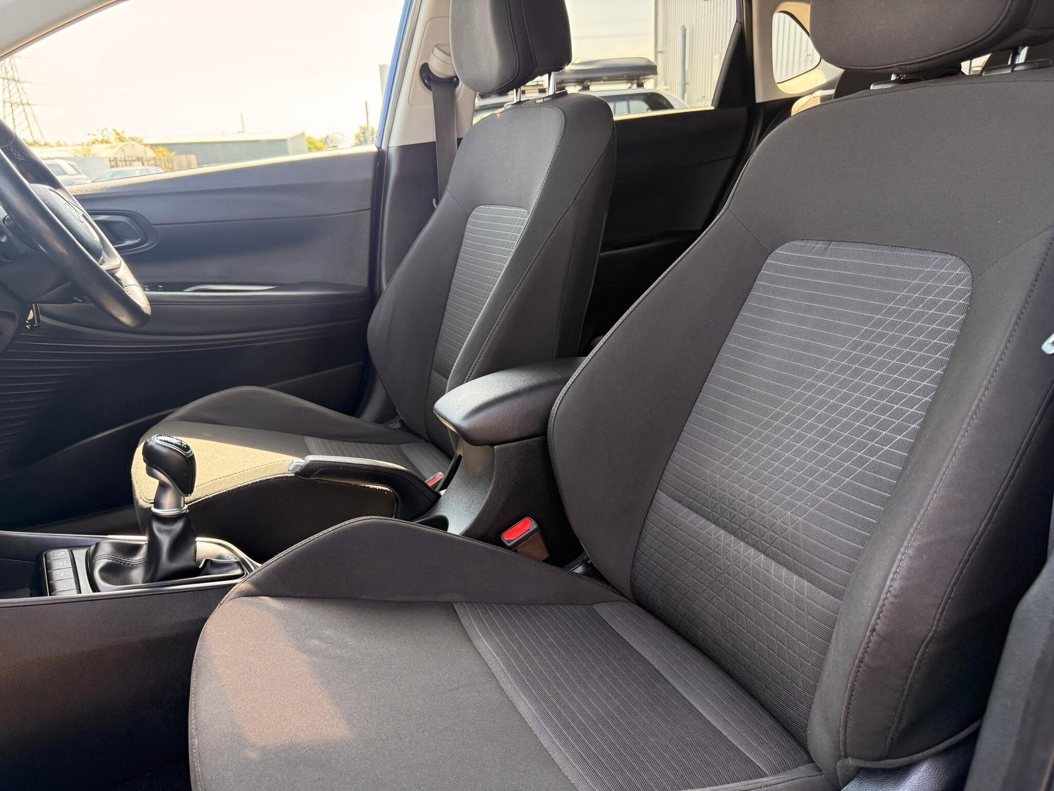 Hyundai i20 - Image 18