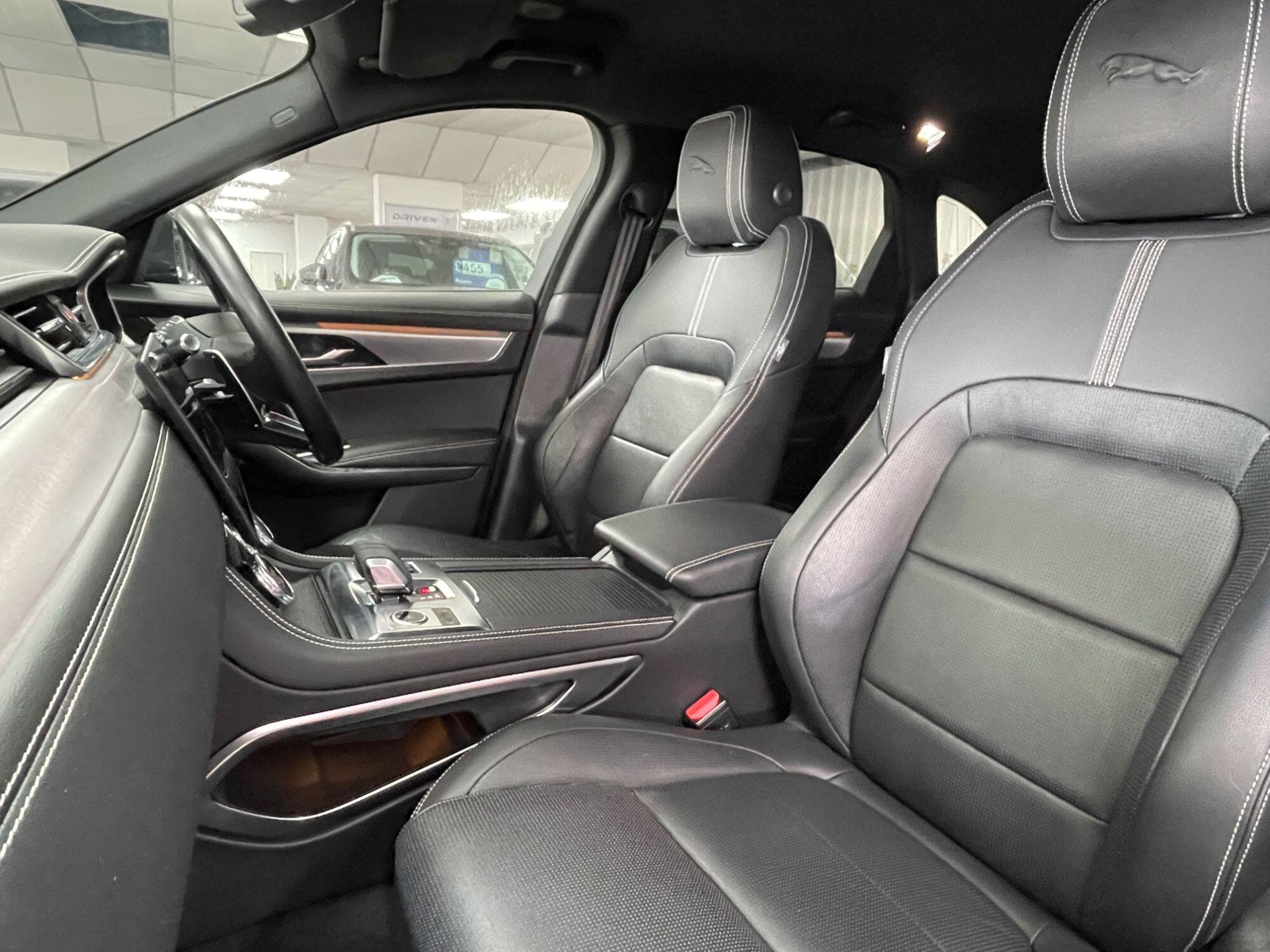 Jaguar F-Pace - Image 35