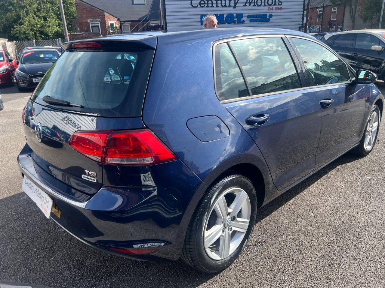 Volkswagen Golf - Image 6