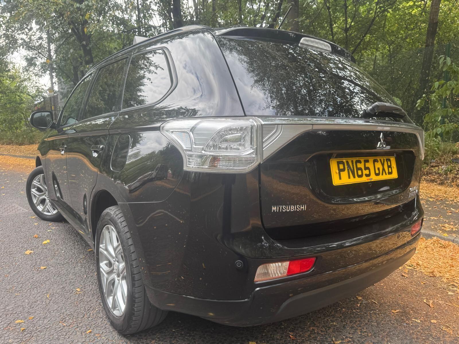 Mitsubishi Outlander - Image 8