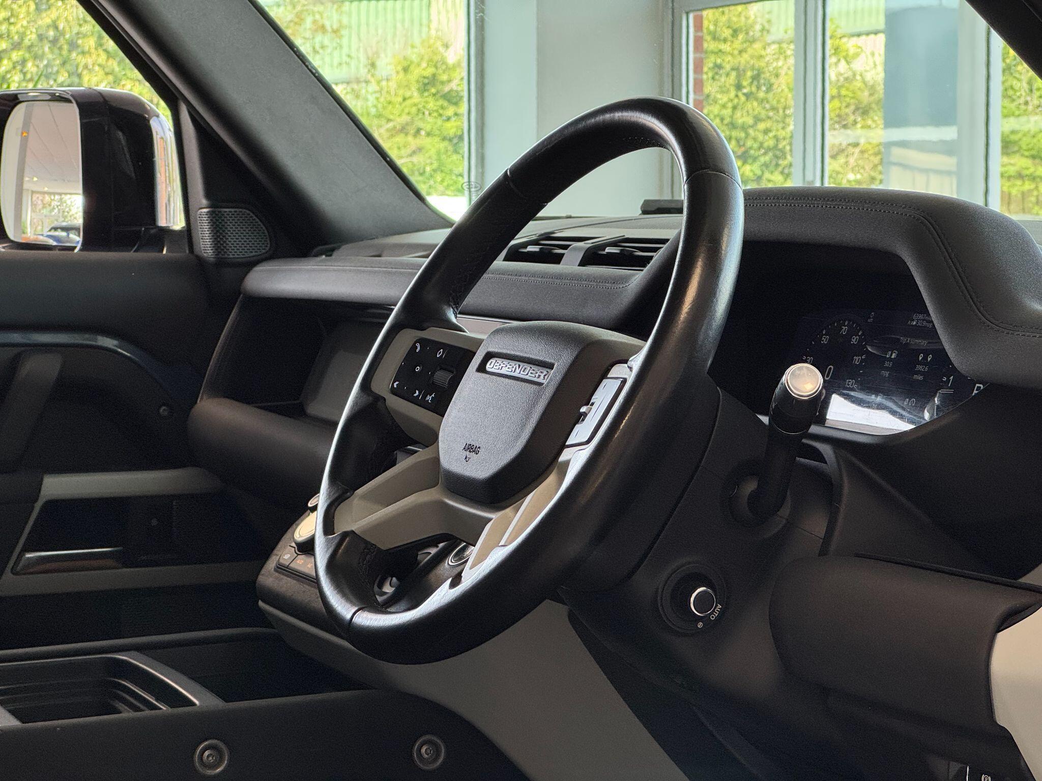 Land Rover Defender 110 - Image 5