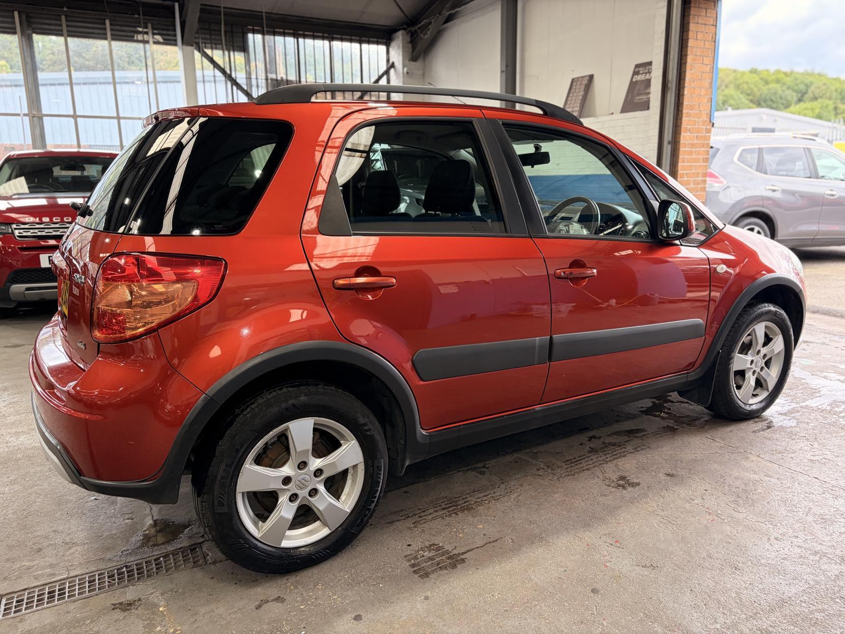 Suzuki SX4 - Image 8