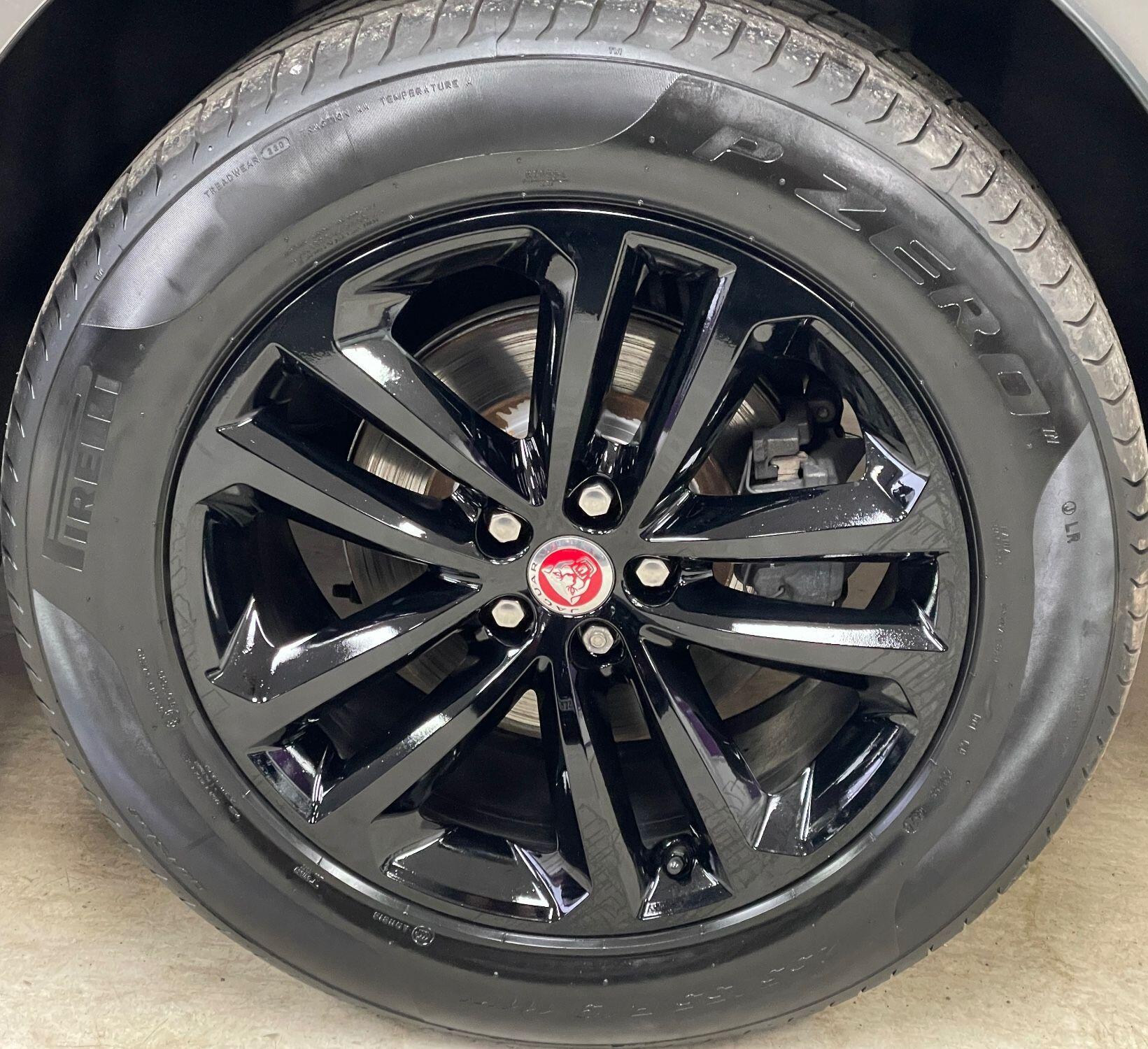 Jaguar F-Pace - Image 17