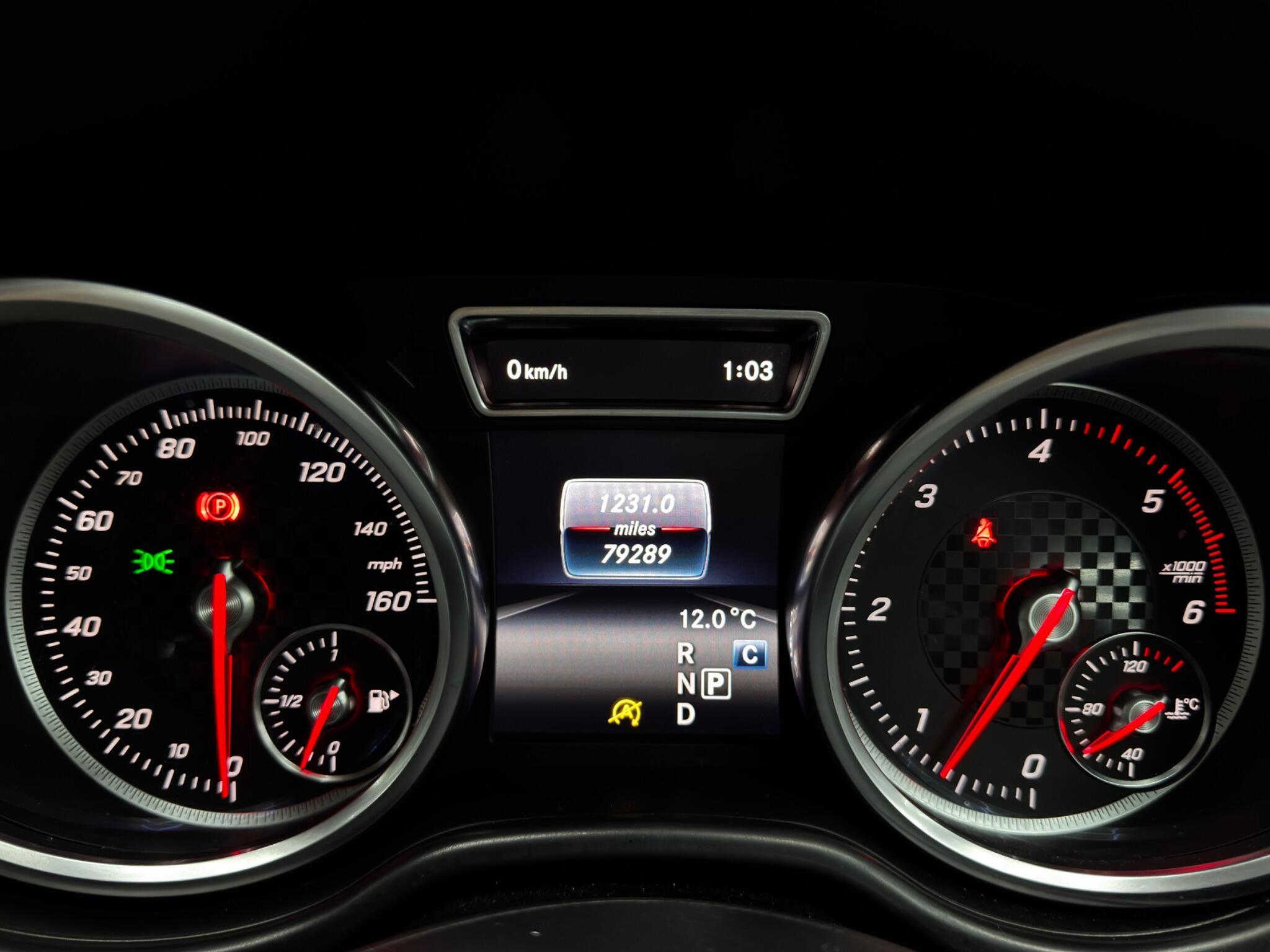 Mercedes GLE - Image 24