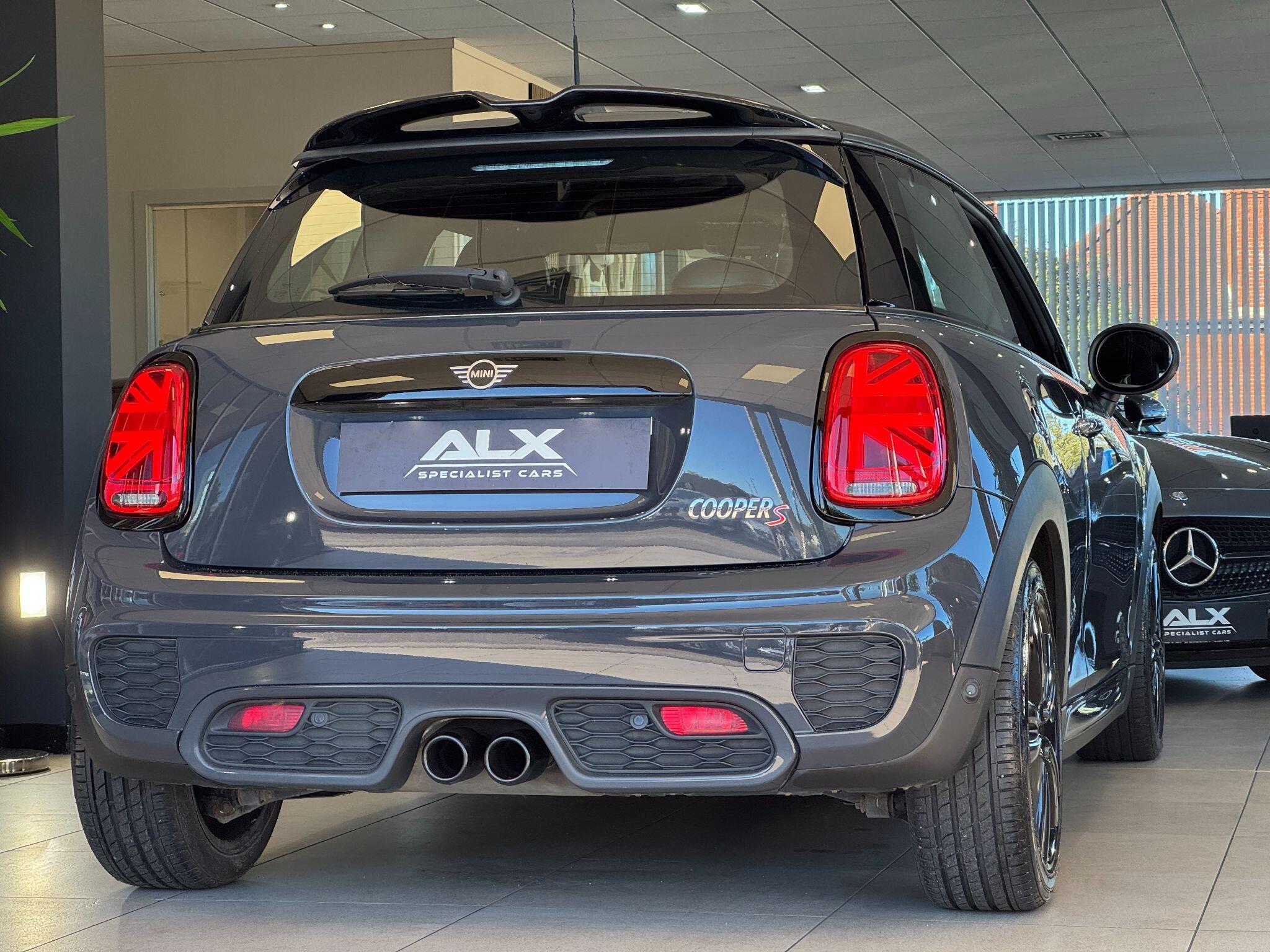 MINI Hatch - Image 13