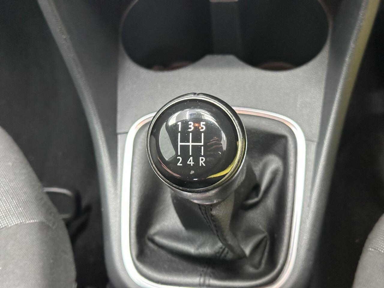 Volkswagen Polo - Image 24