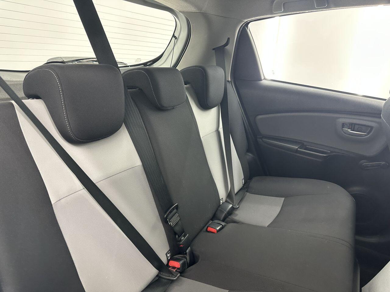 Toyota Yaris - Image 15