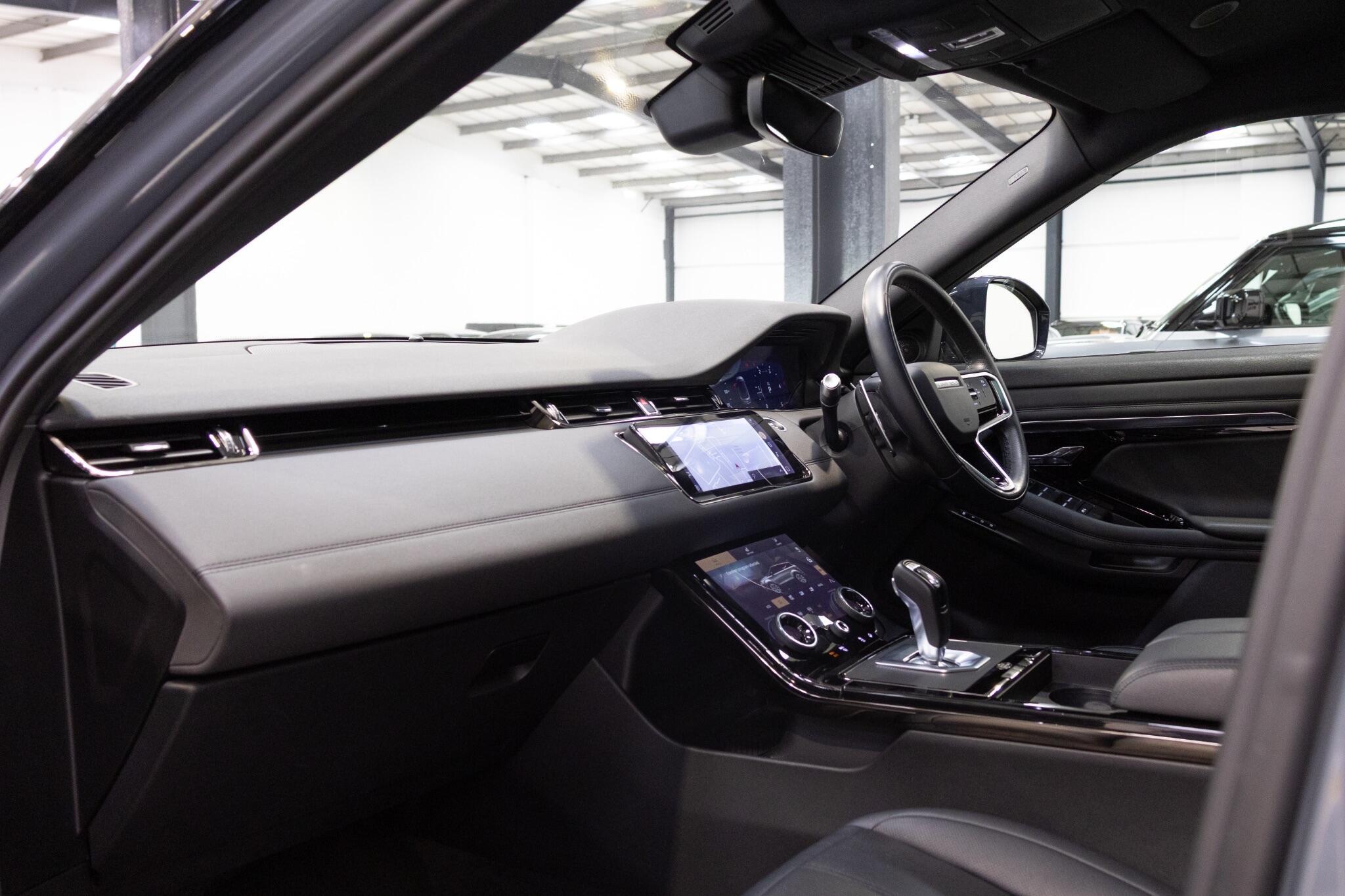 Land Rover Range Rover Evoque - Image 11