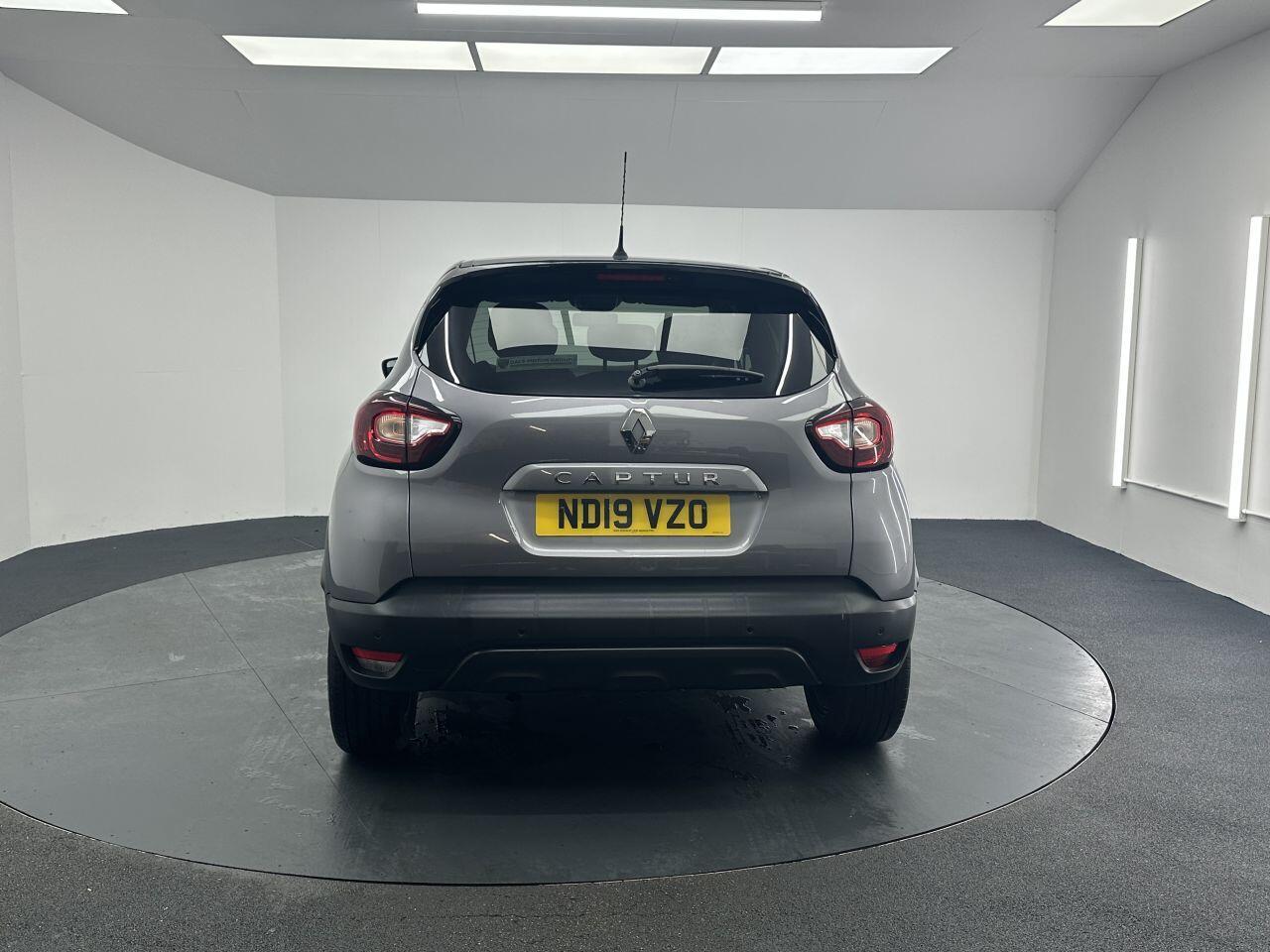 Renault Captur - Image 8