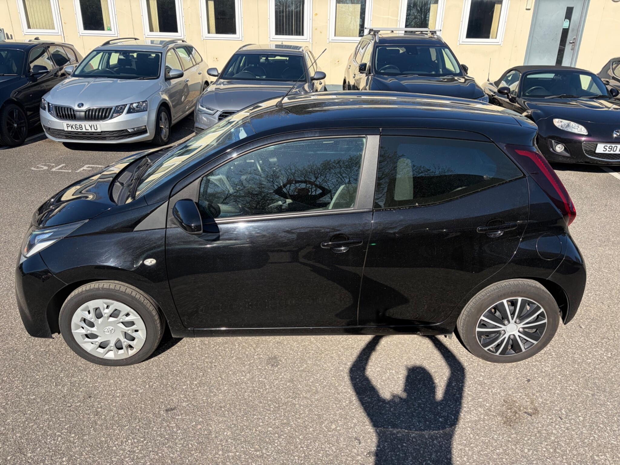 Toyota Aygo - Image 8