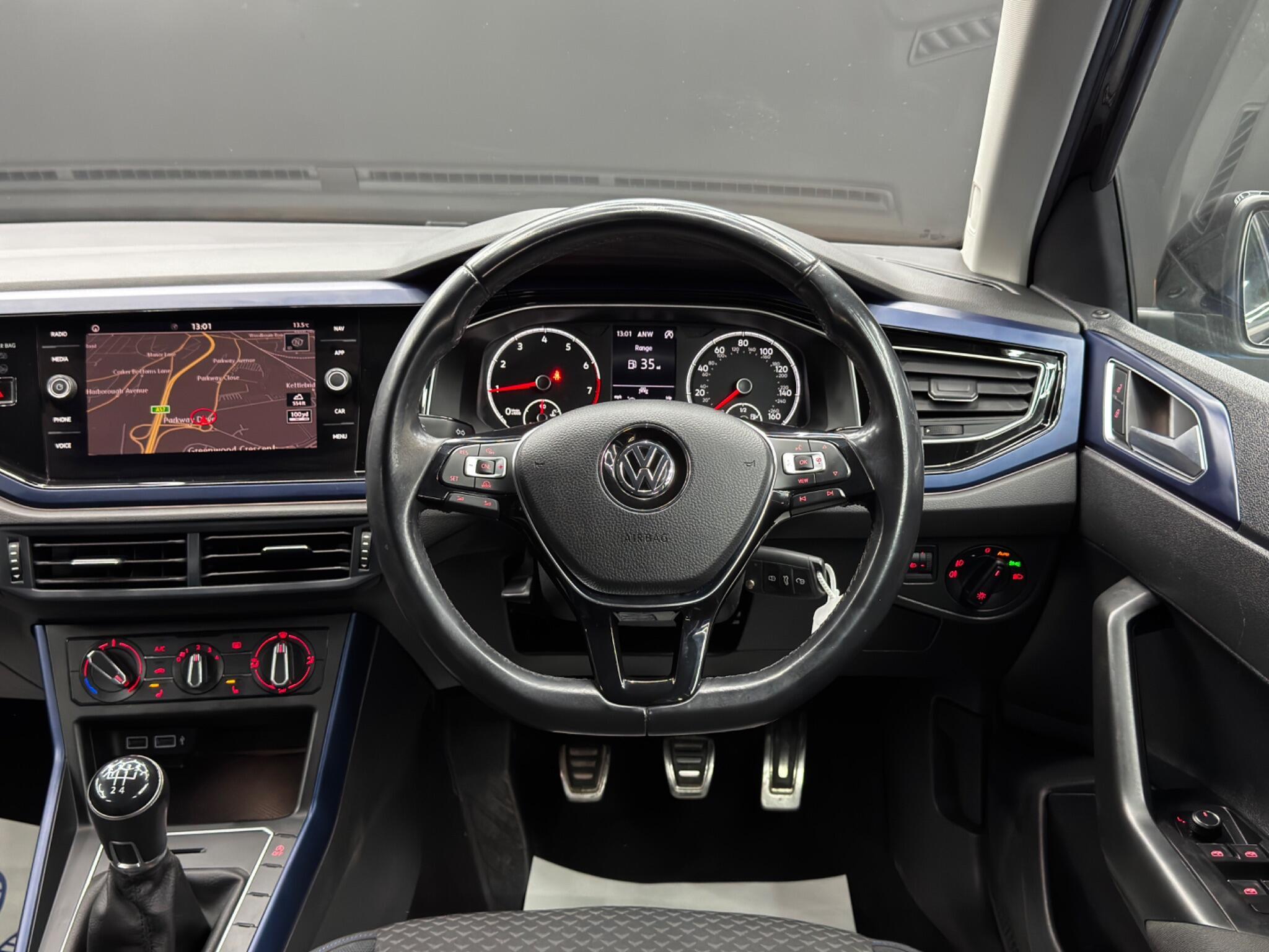 Volkswagen Polo - Image 17