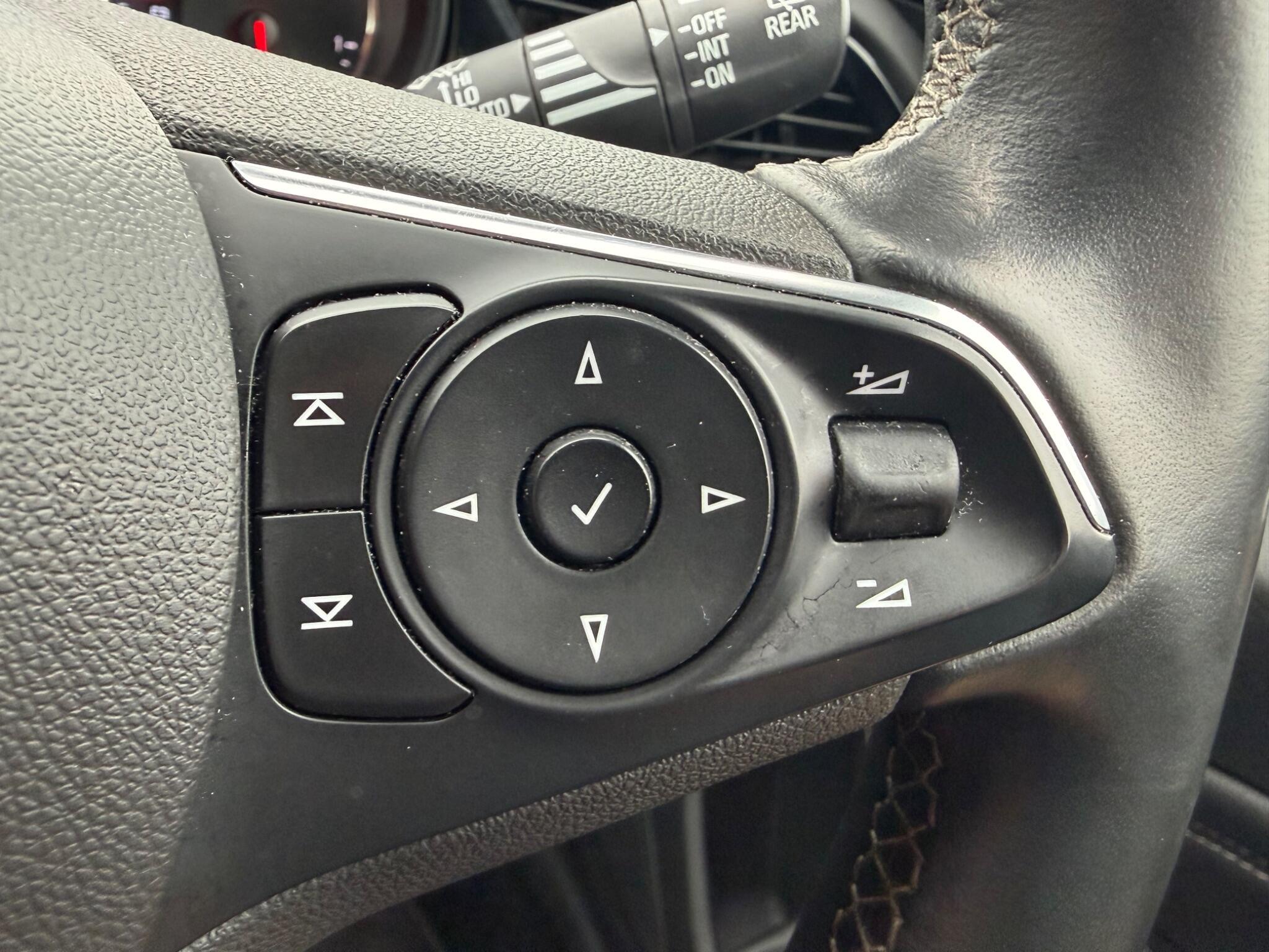 Vauxhall Insignia - Image 26