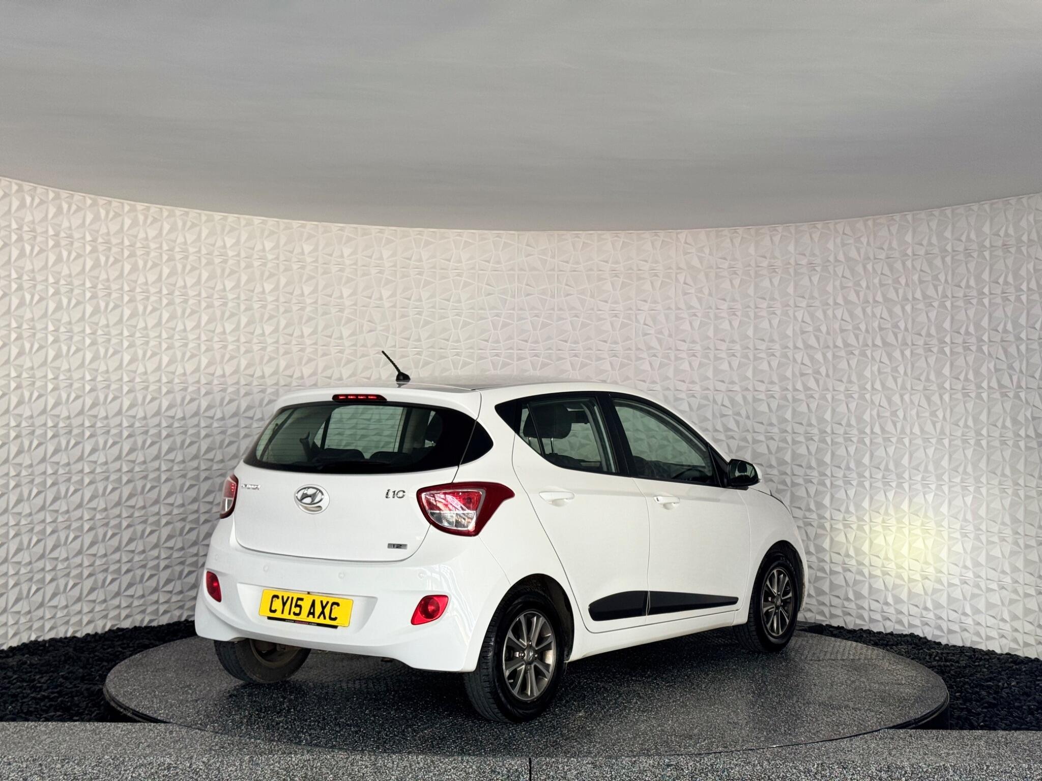 Hyundai i10 - Image 11