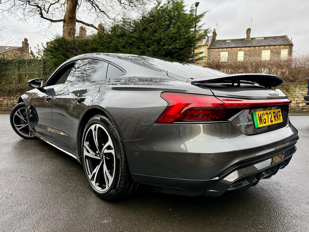 Audi E-Tron GT - Image 8