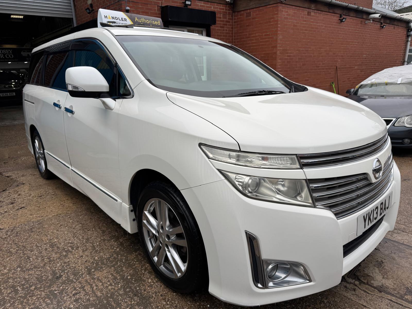 Nissan Elgrand - Image 4