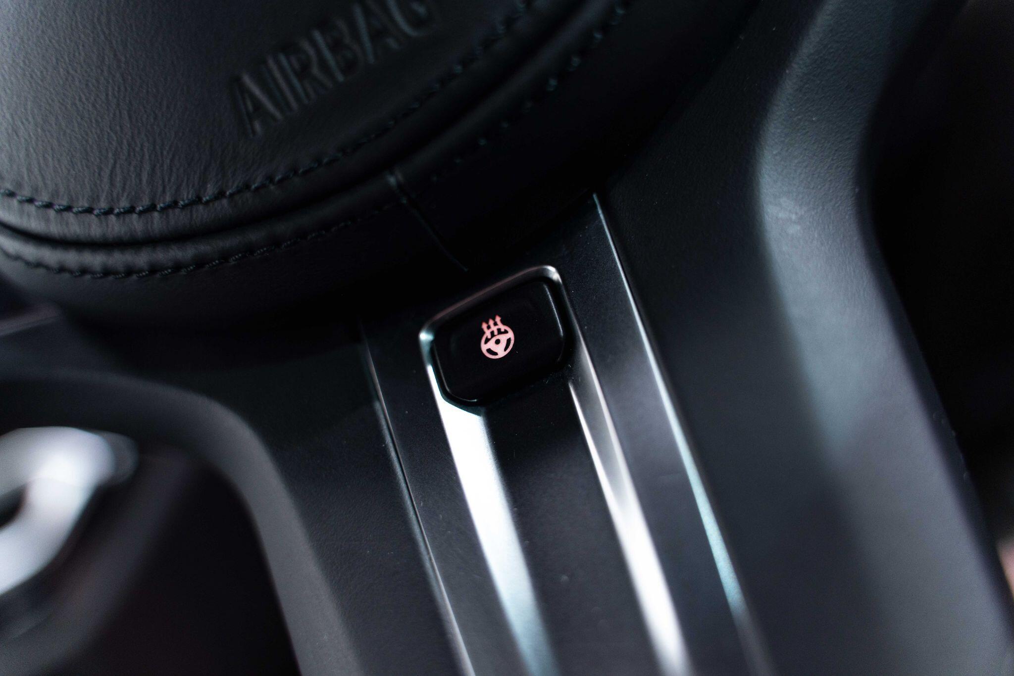BMW I4 - Image 16