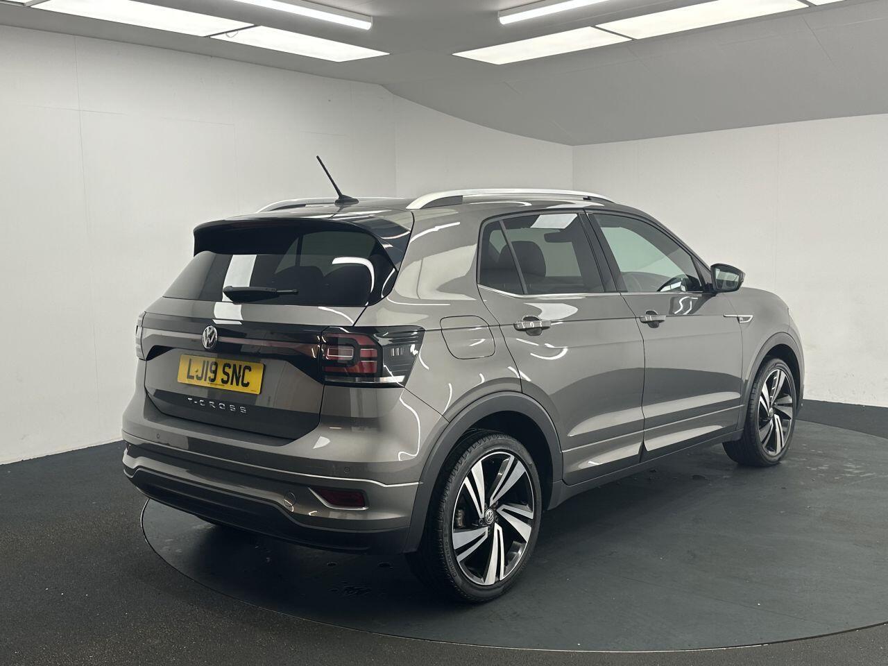 Volkswagen T-Cross - Image 10