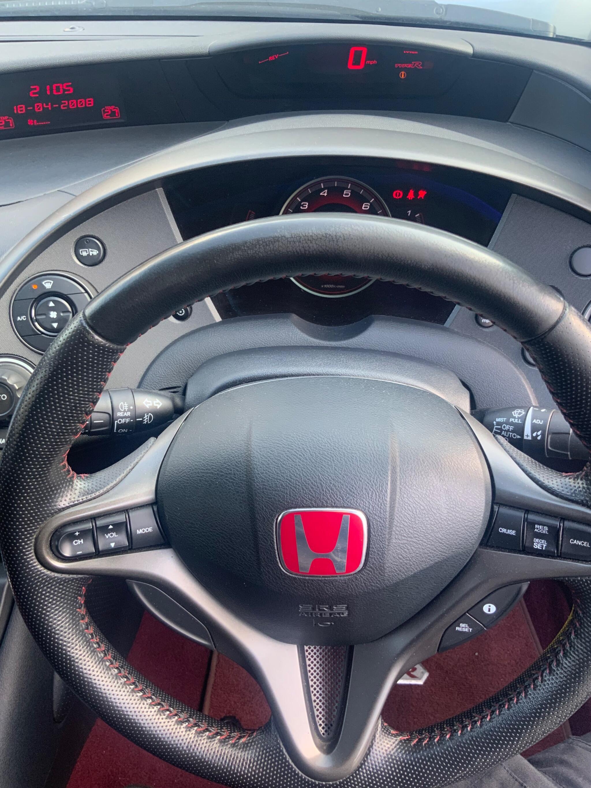 Honda Civic - Image 36