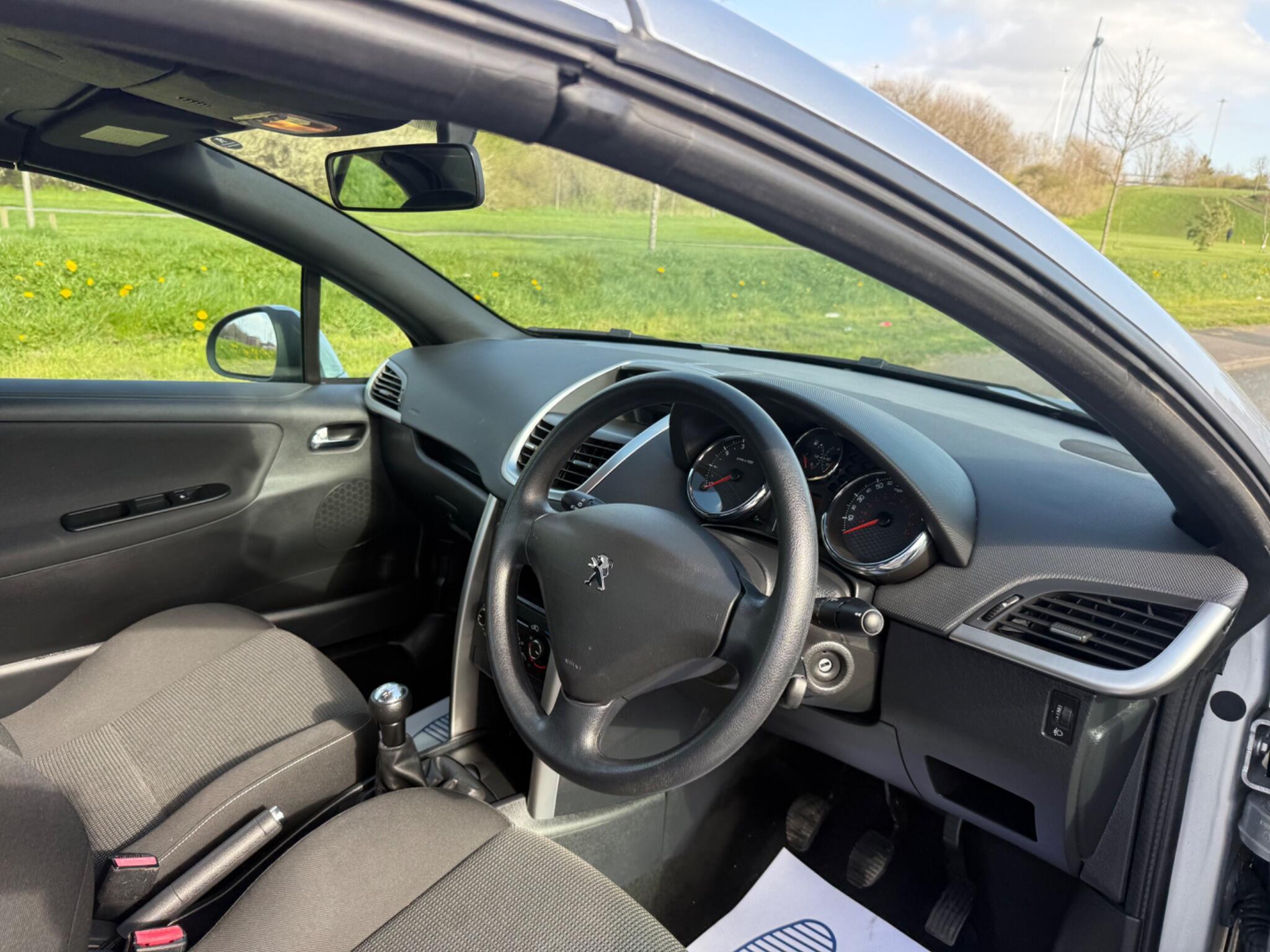 Peugeot 207 CC - Image 19