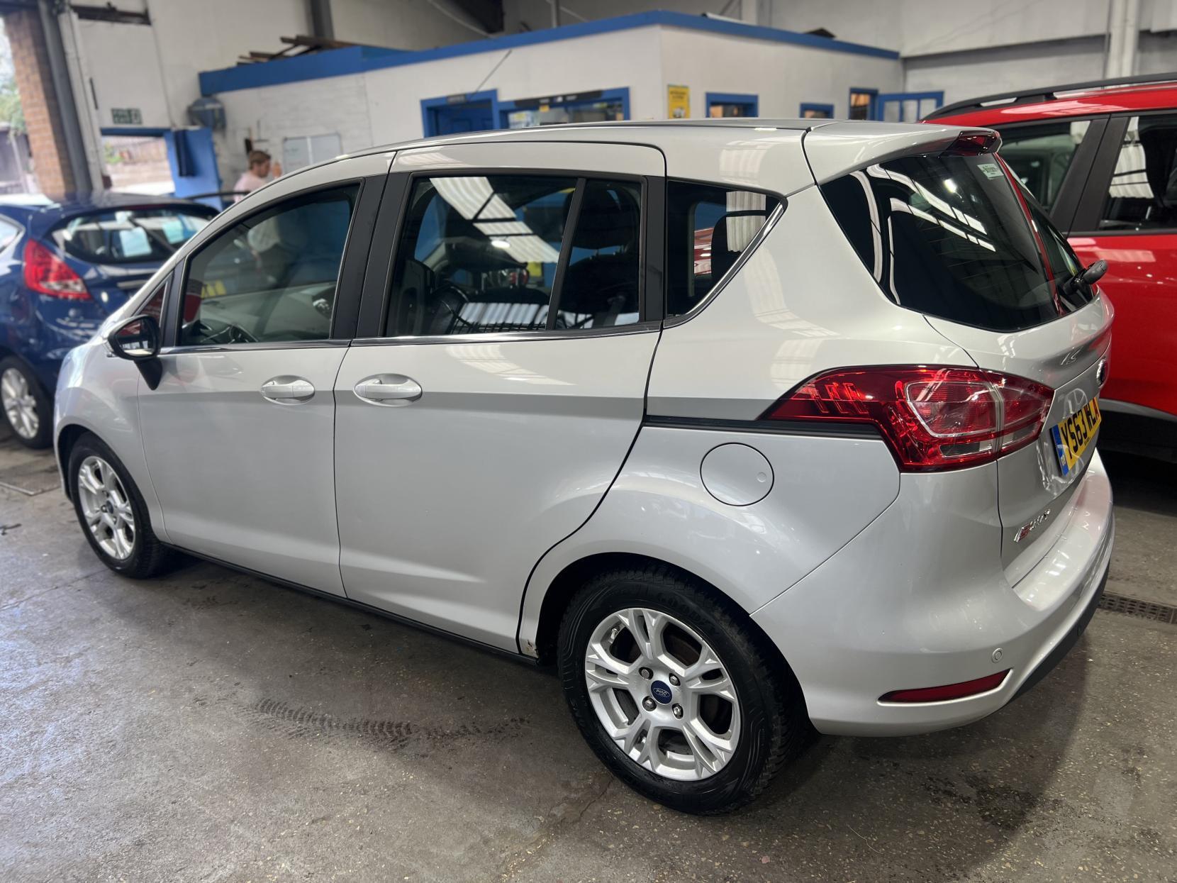 Ford B-Max - Image 6