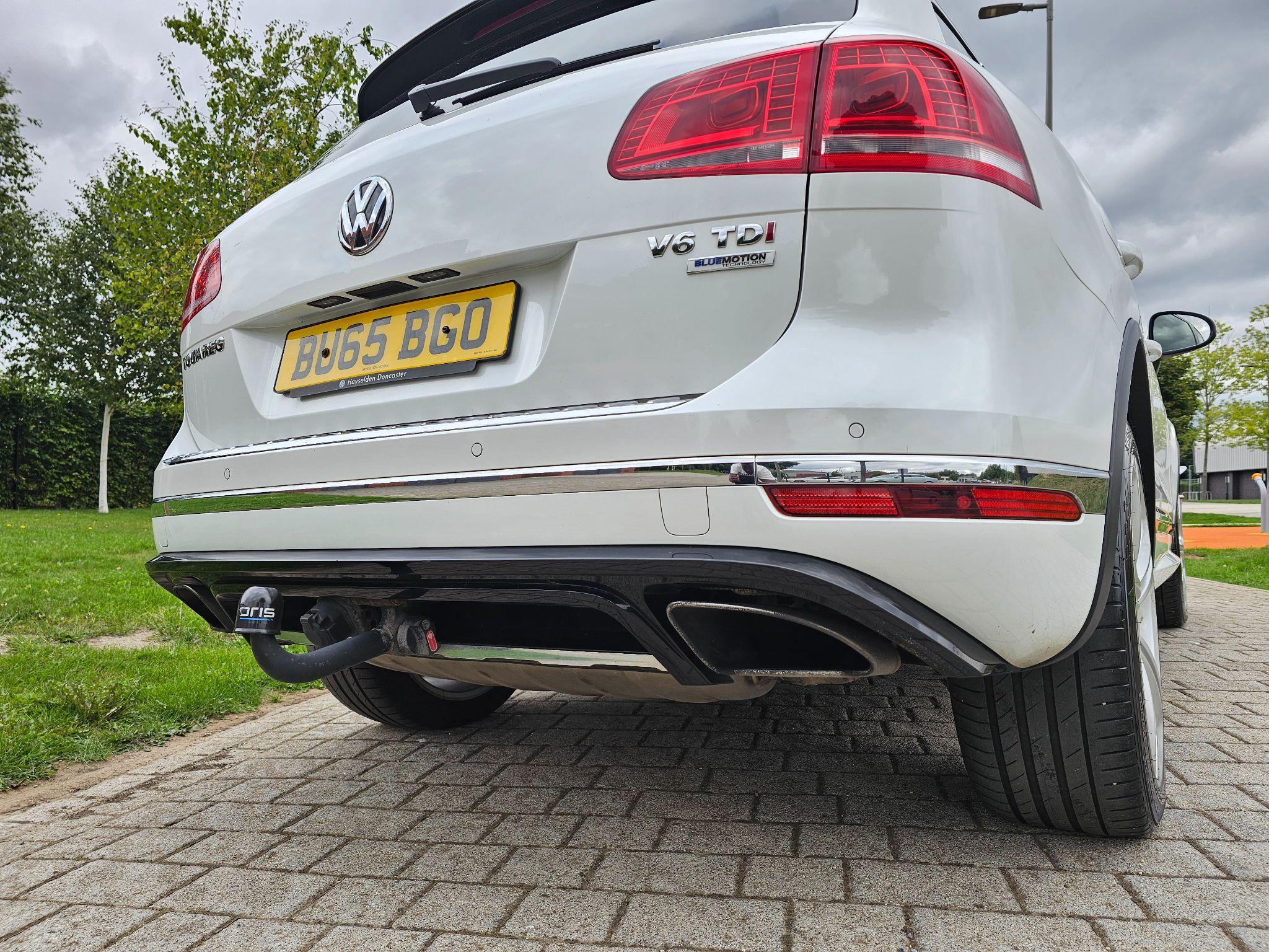 Volkswagen Touareg - Image 11
