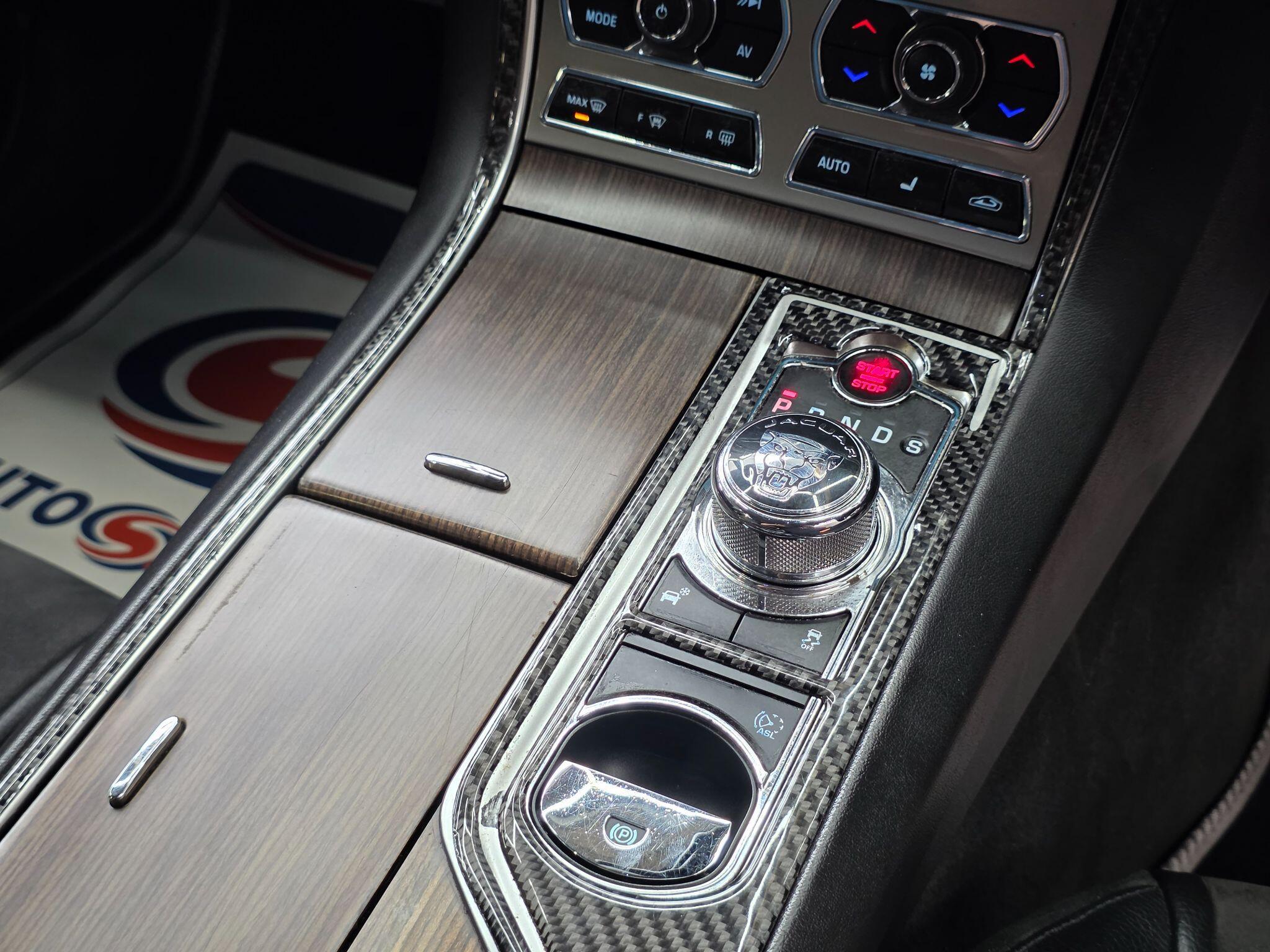 Jaguar XF - Image 18