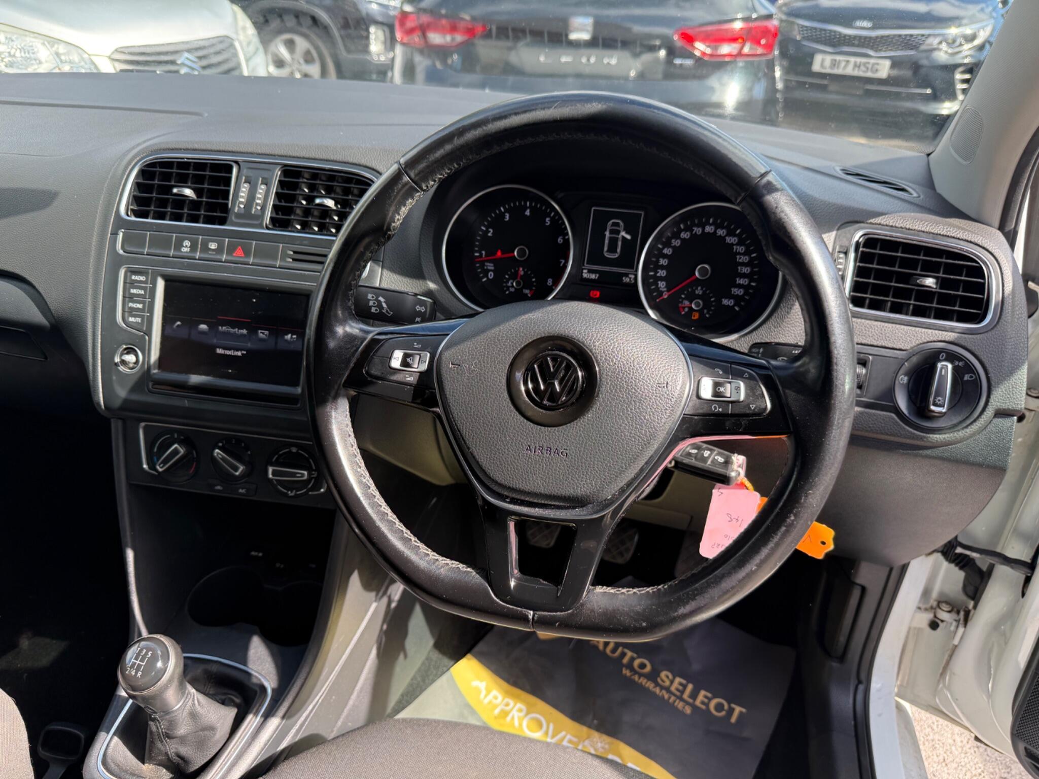 Volkswagen Polo - Image 13