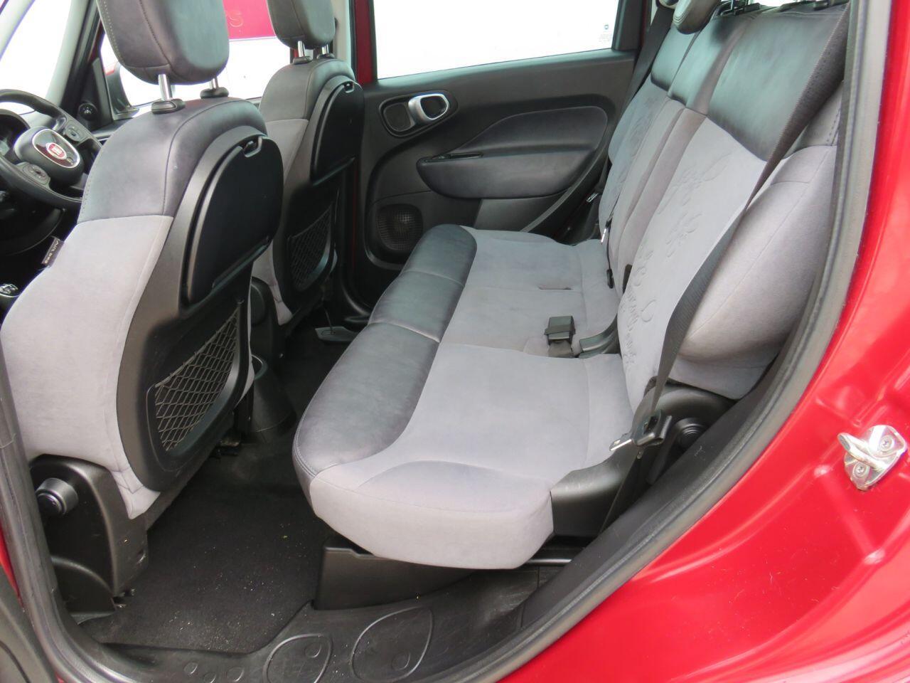 Fiat 500L - Image 9