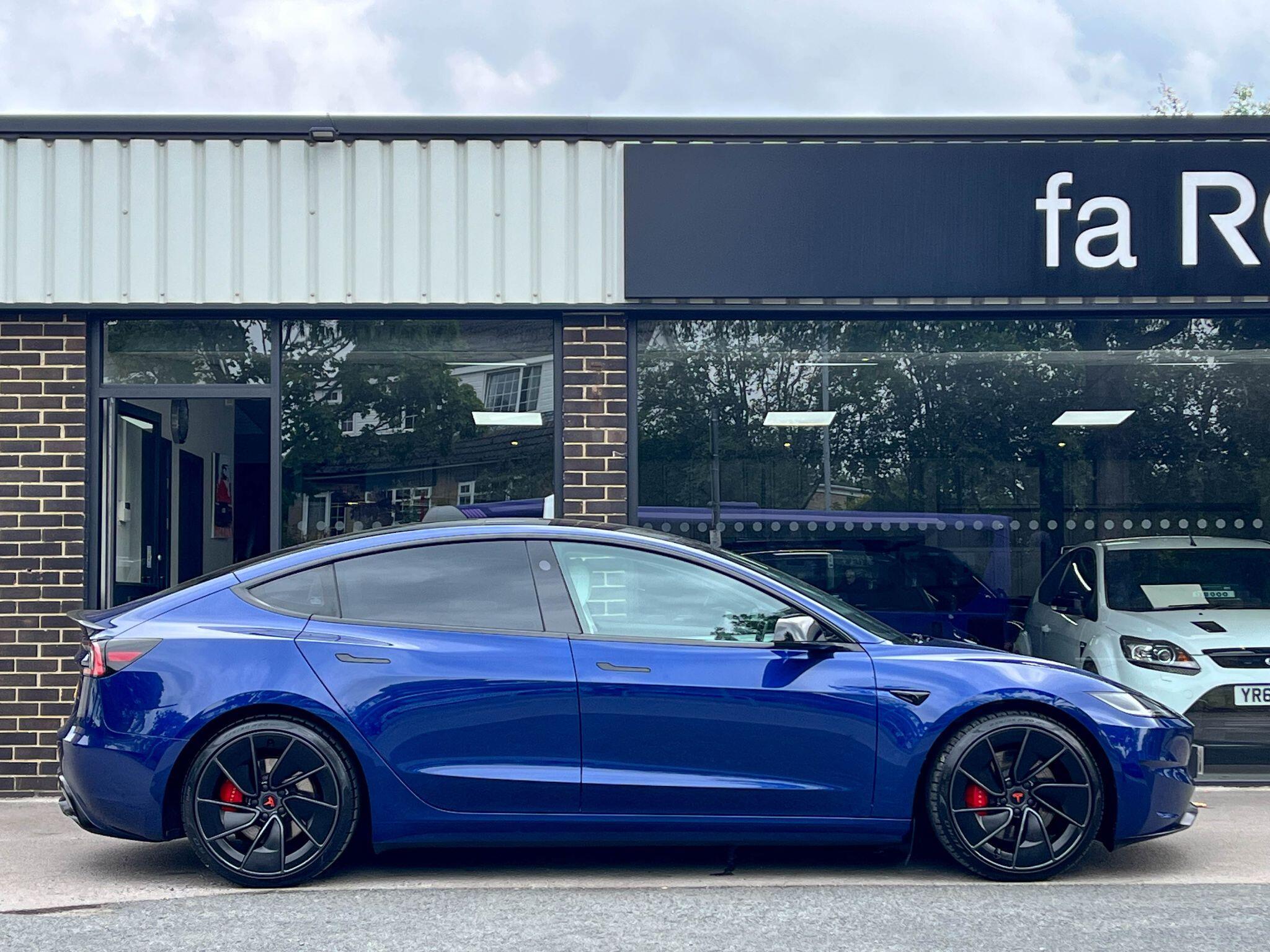 Tesla Model 3 - Image 16