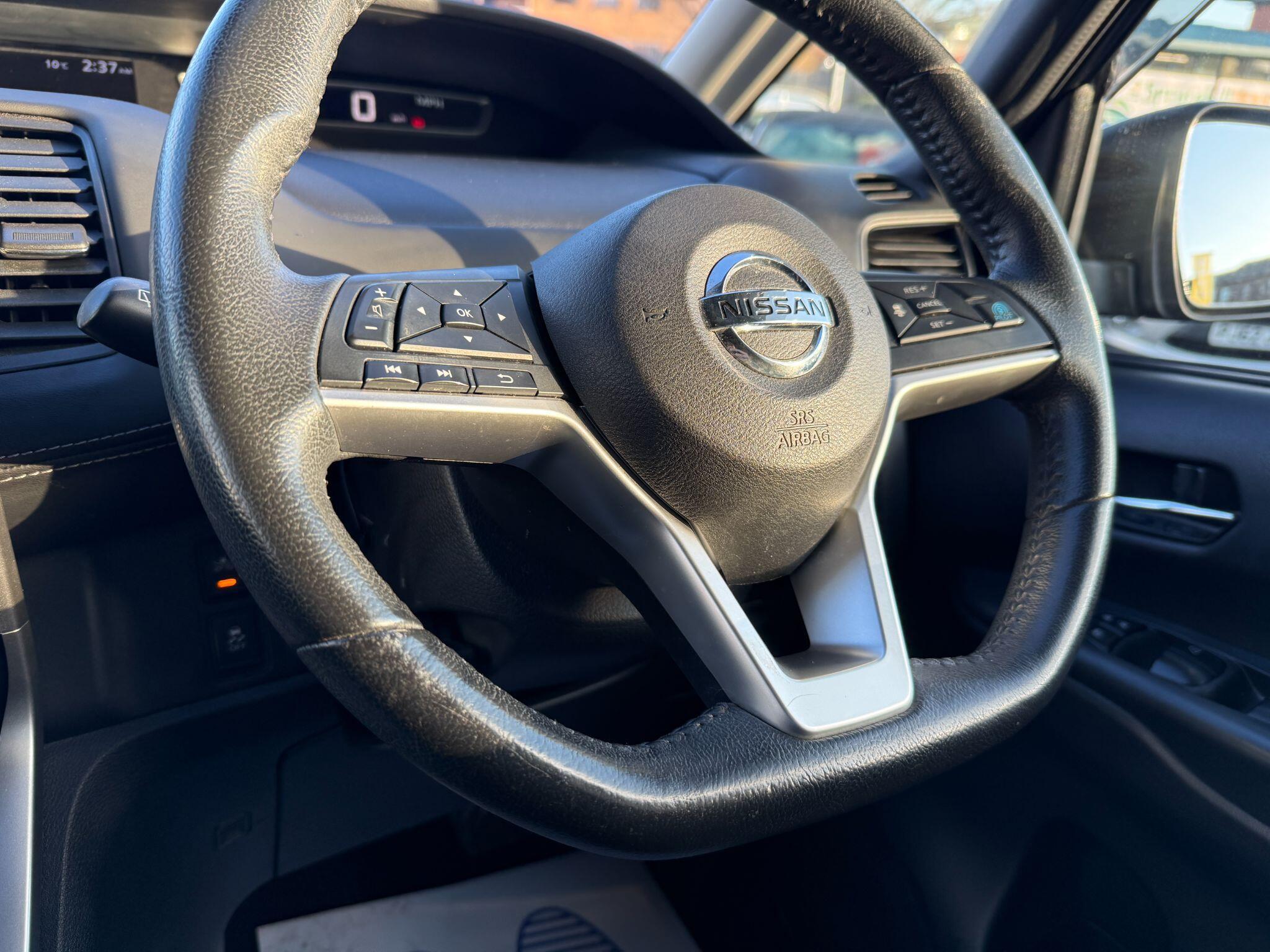 Nissan Serena - Image 52