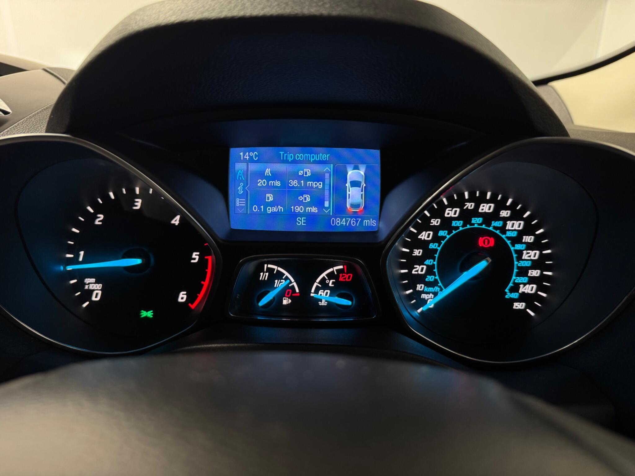 Ford Kuga - Image 15