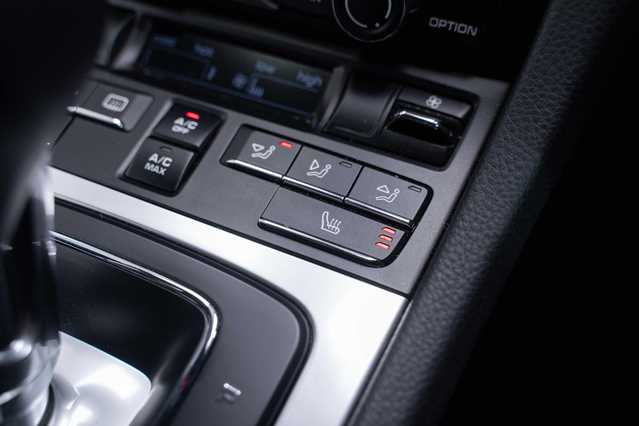 Porsche Cayman - Image 17