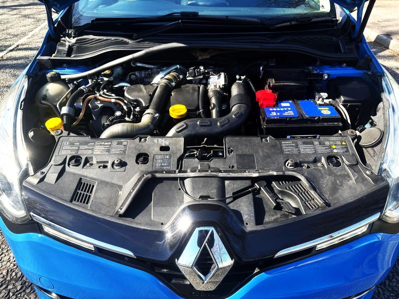 Renault Clio - Image 46