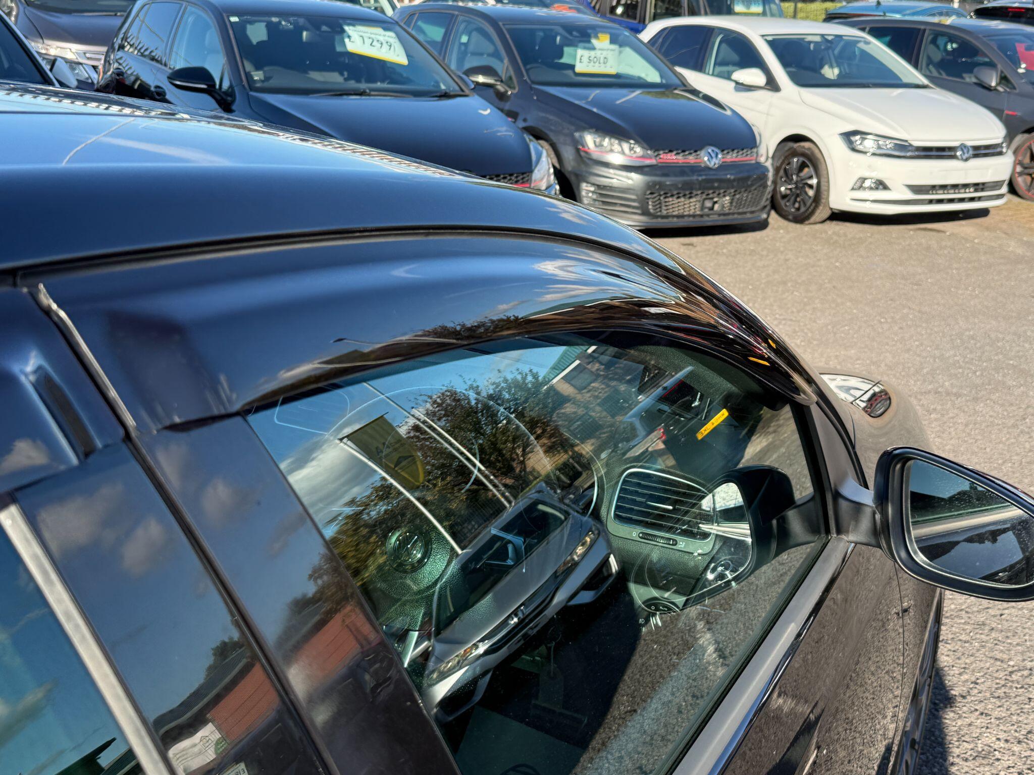 Volkswagen Golf - Image 16