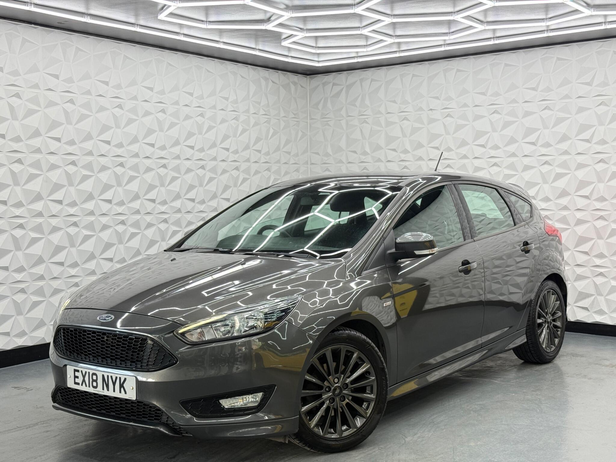 Ford Focus - Image 52