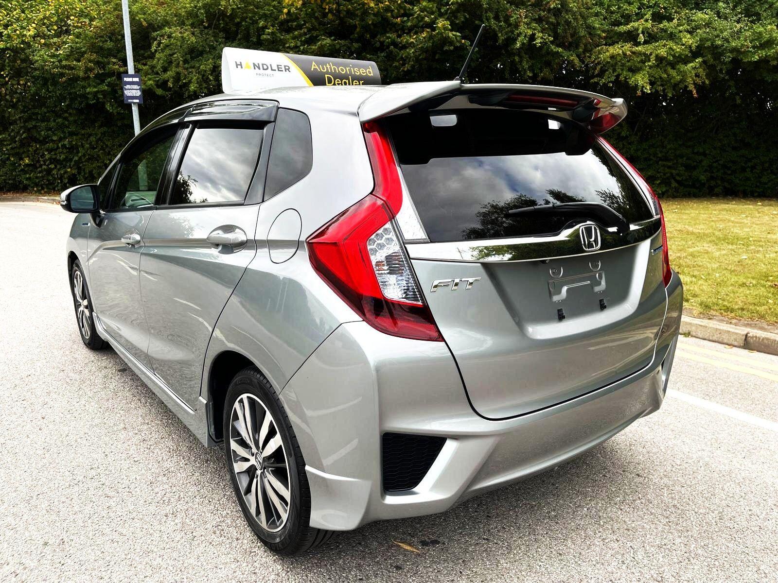 Honda FIT - Image 11